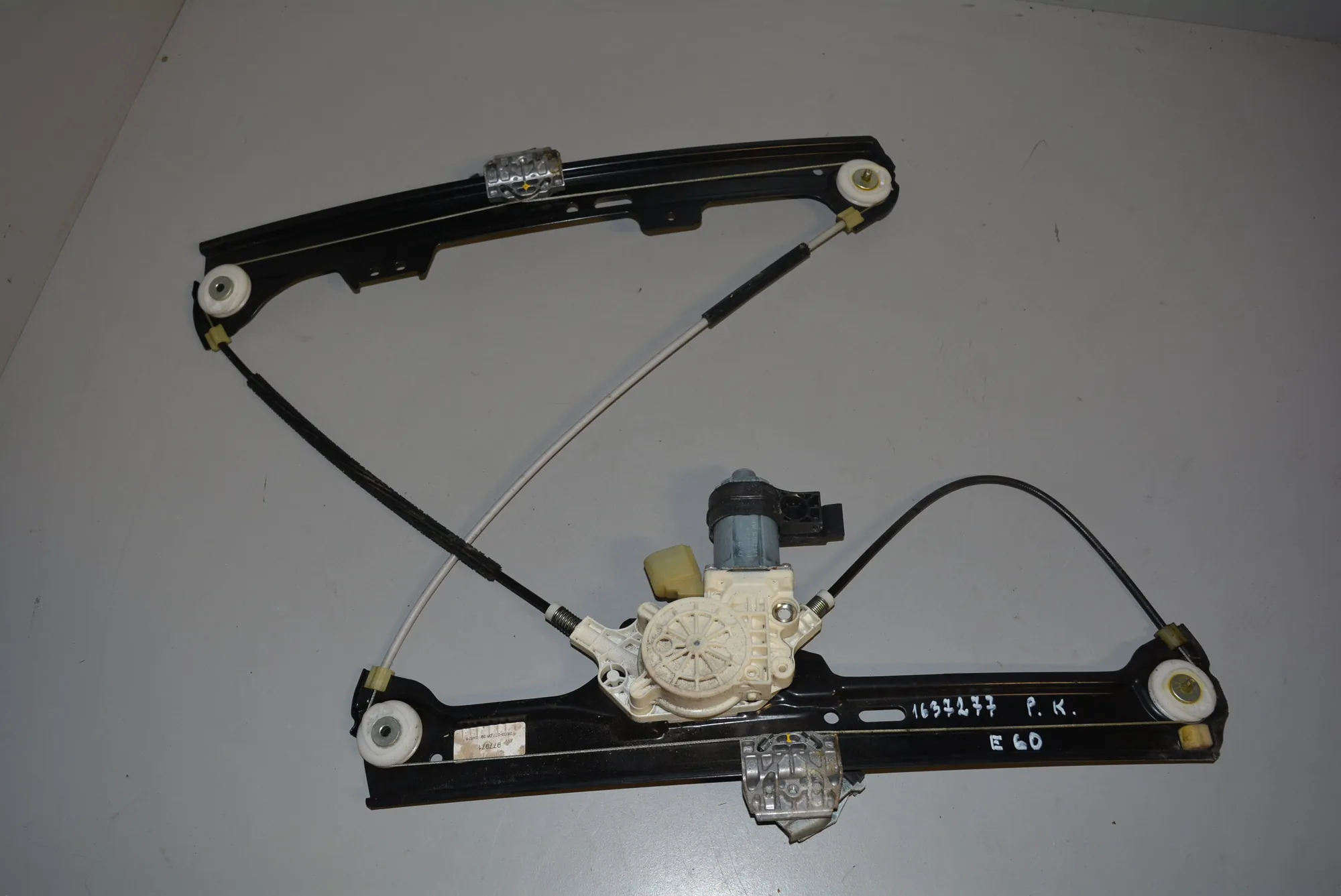 Front Left Door Window Regulator – OEM 7184383 · BMW 5 (E60) 530 d 2007 – 3