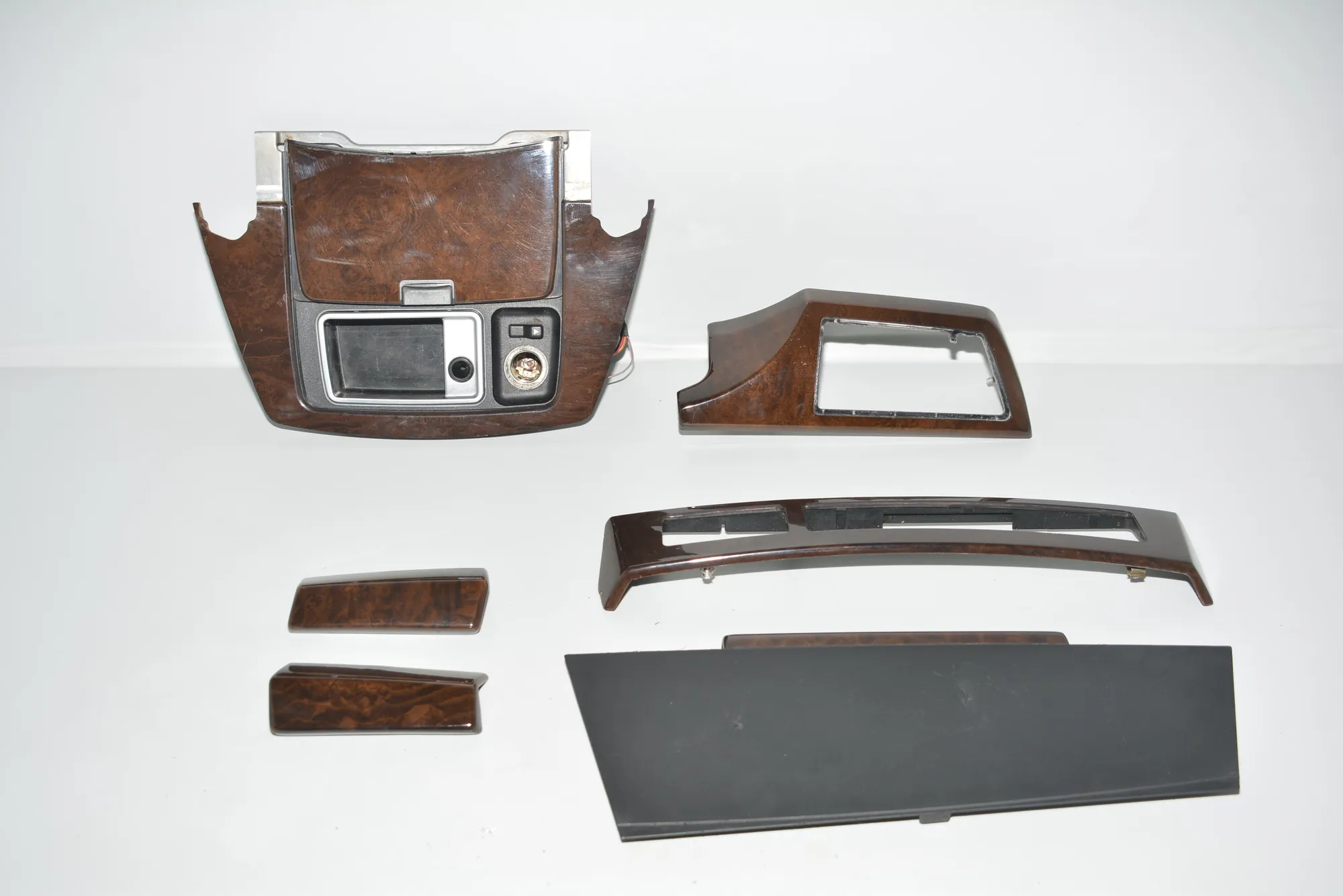 Interior Trim Strips Kit – OEM 7025315 · BMW 7 (E65, E66, E67) 745 i, Li 2001 – 2