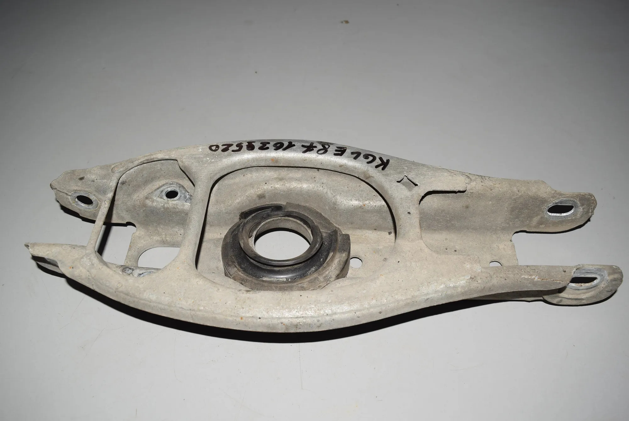Rear Left Lower Control Arm · BMW 1 (E87) 118 d 2008 – 2