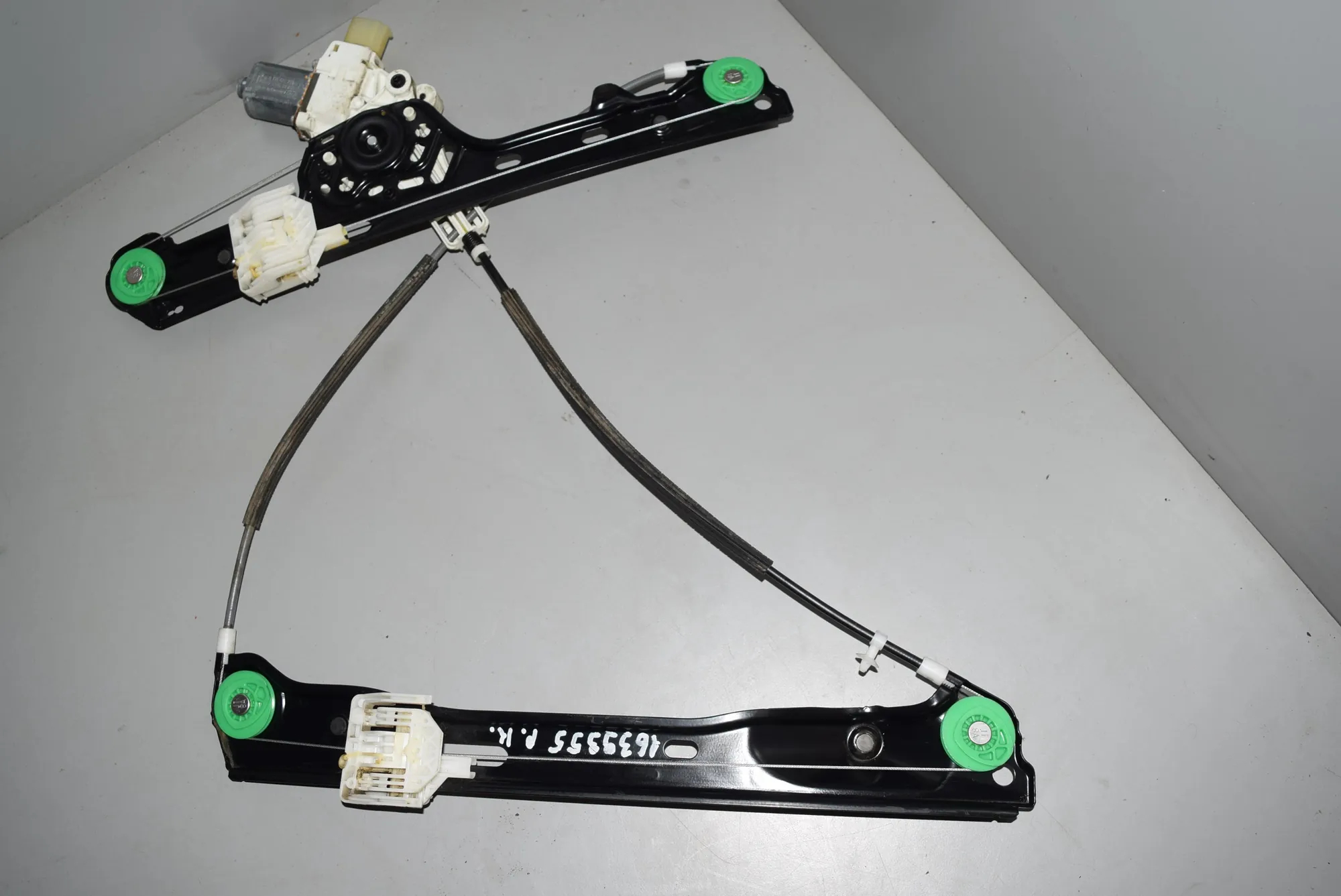 Front Left Door Window Regulator – OEM 70677957138465 · BMW 1 (E87) 118 d 2008