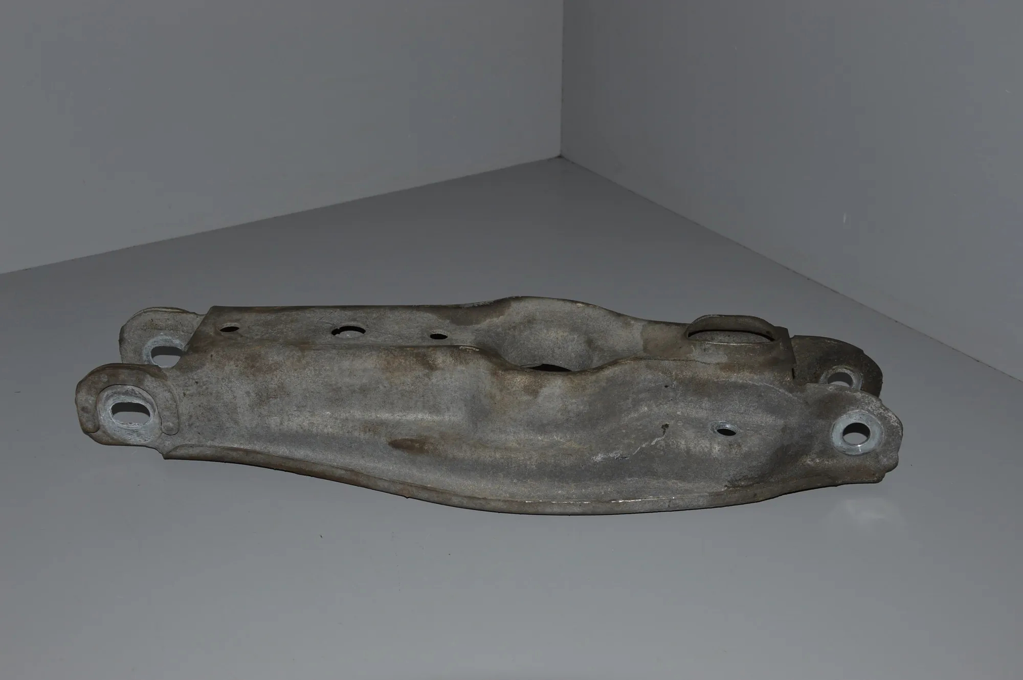 Rear Left Lower Control Arm · BMW 1 (E87) 118 d 2009