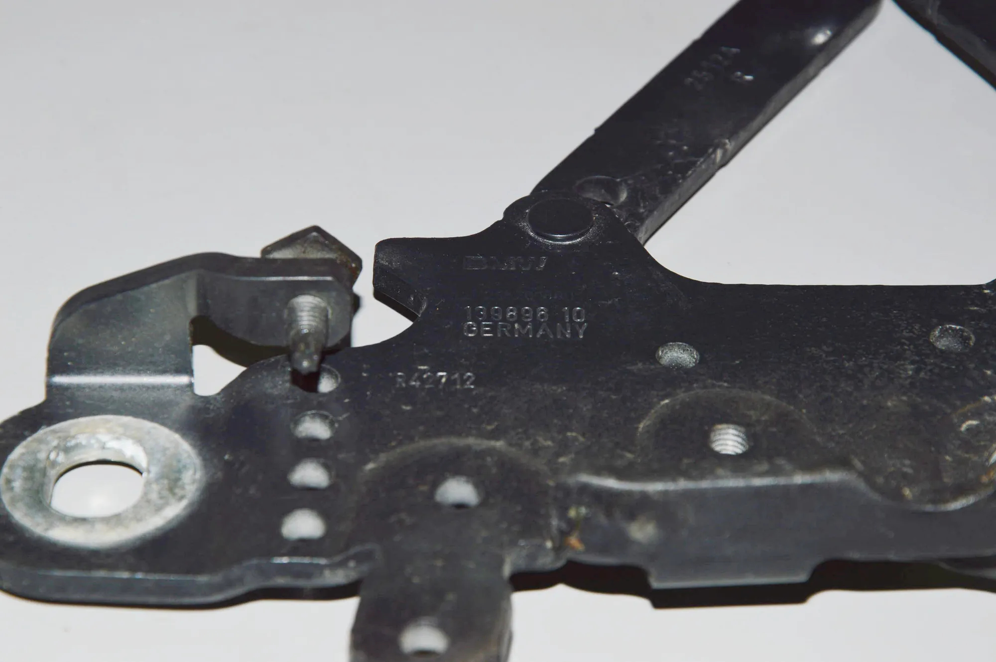 Front Right Bonnet Hinge · BMW 1 (F20) 116 d 2012 – 3