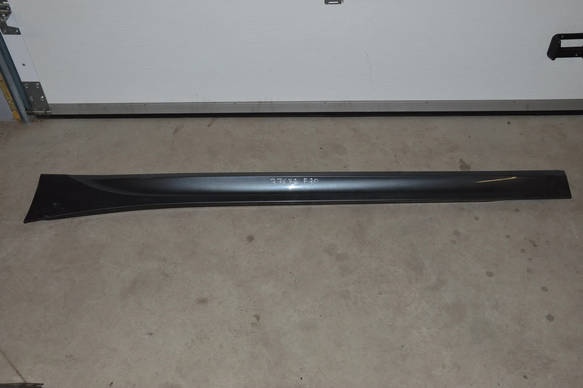 Left Side Plastic Sideskirt Cover · BMW 1 (F20) 116 d 2012