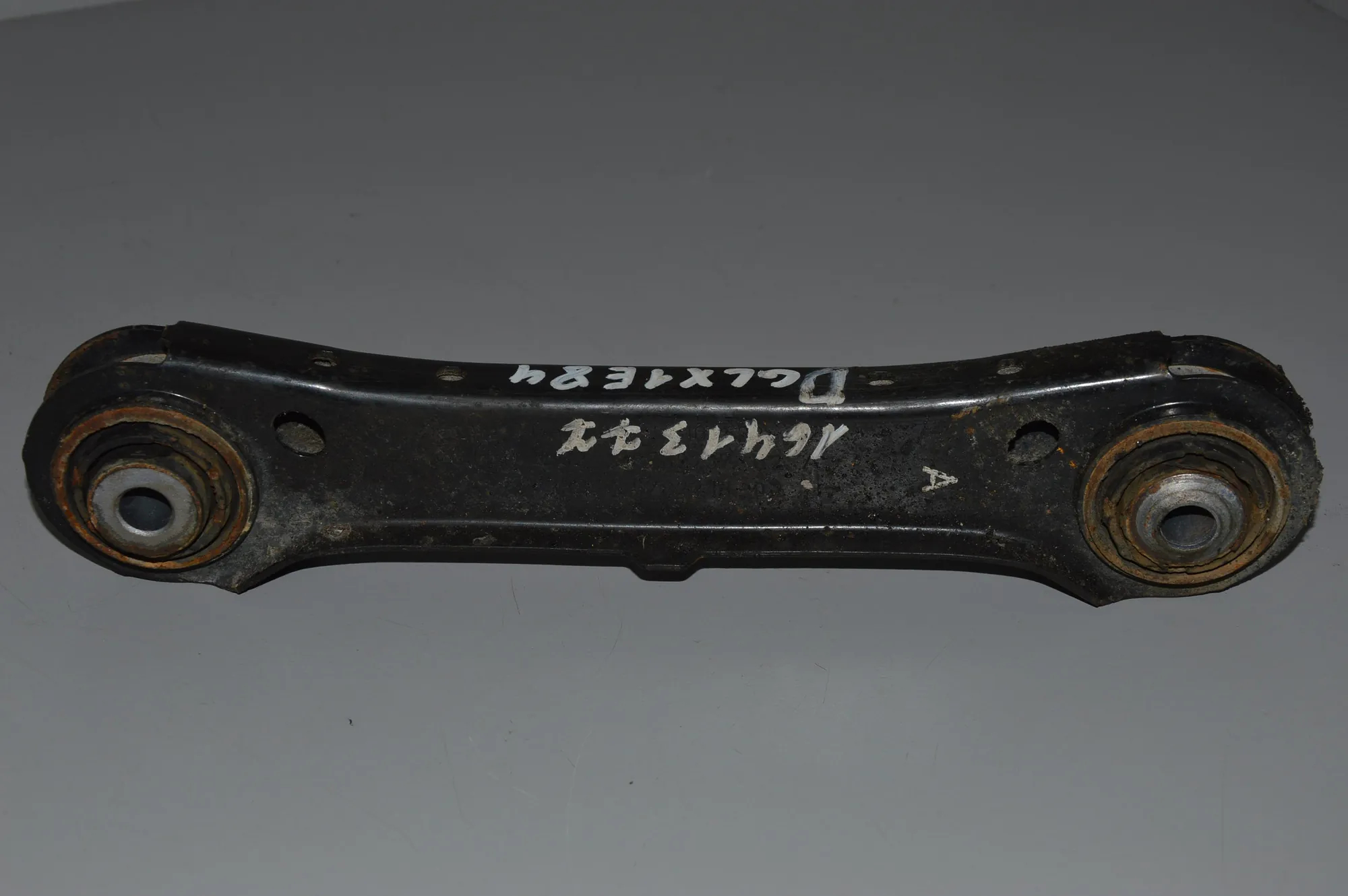 Rear Right Control Arm – OEM 33326782238 · BMW X1 (E84) xDrive 20 d 2010