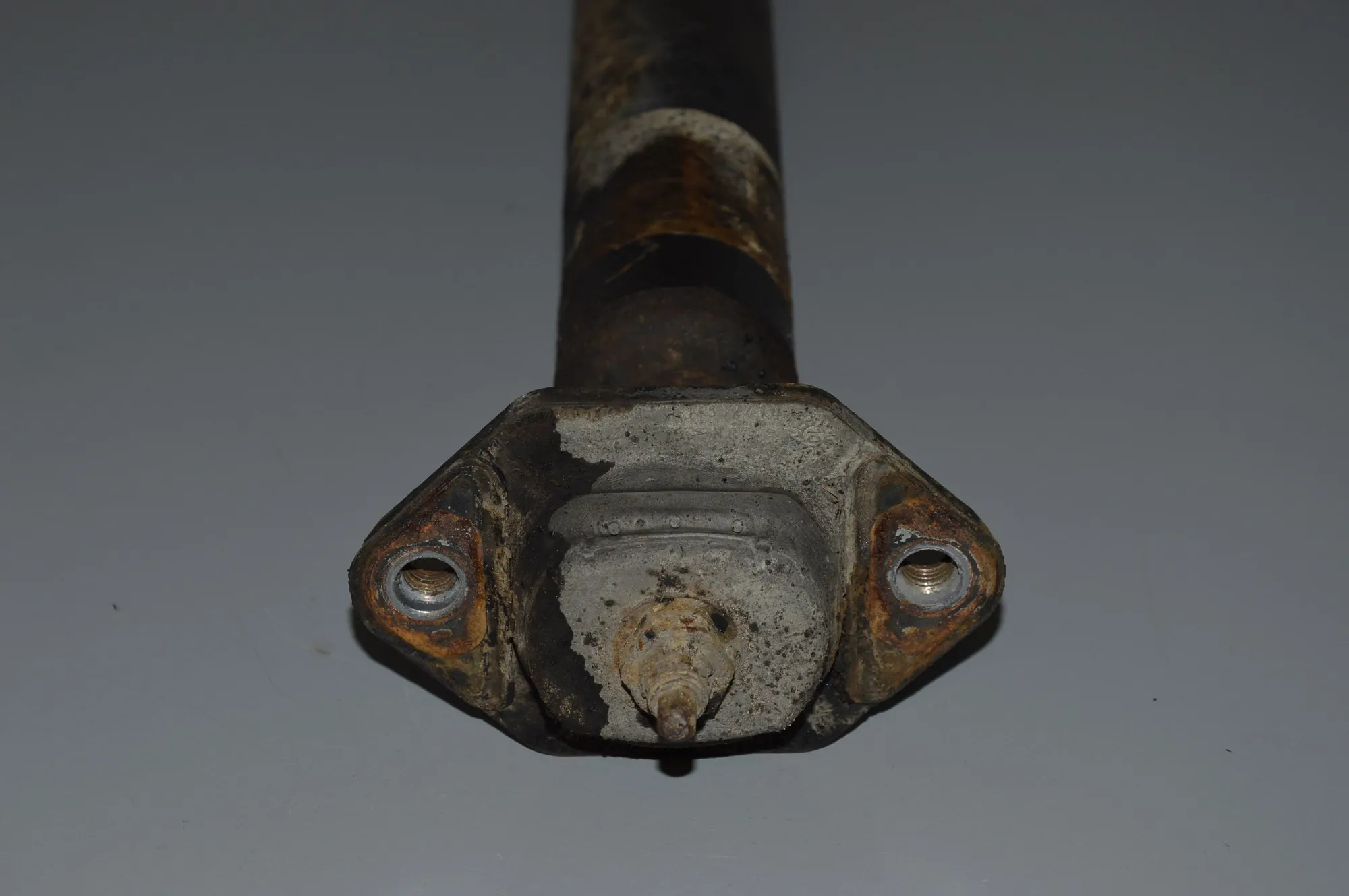 Rear Right Shock Absorber – OEM 33526793714 · BMW X1 (E84) xDrive 20 d 2010