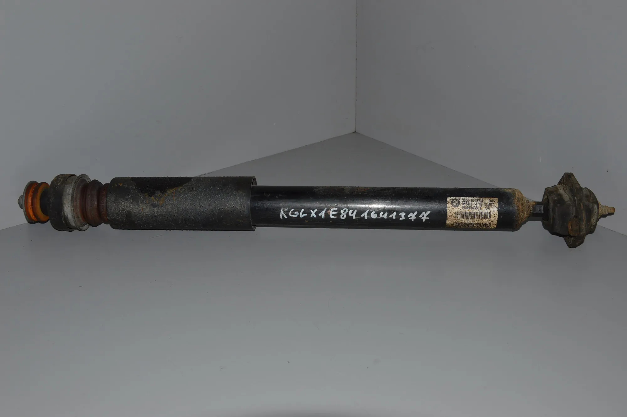 Rear Left Shock Absorber – OEM 33526793714 · BMW X1 (E84) xDrive 20 d 2010 – 3