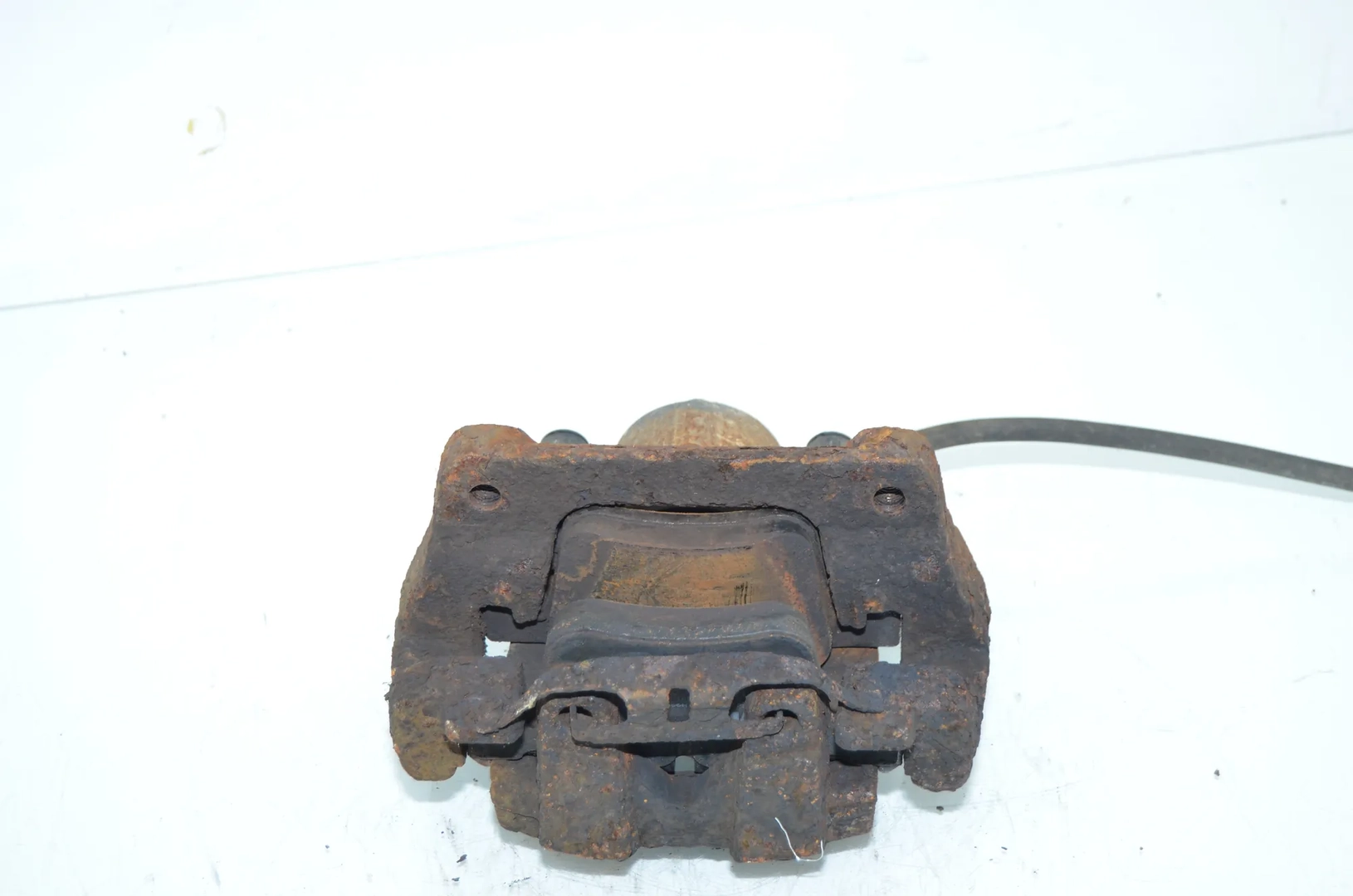 Front Left Brake Caliper – OEM 6790921 · BMW X3 (F25) xDrive 20 d 2012 – 3