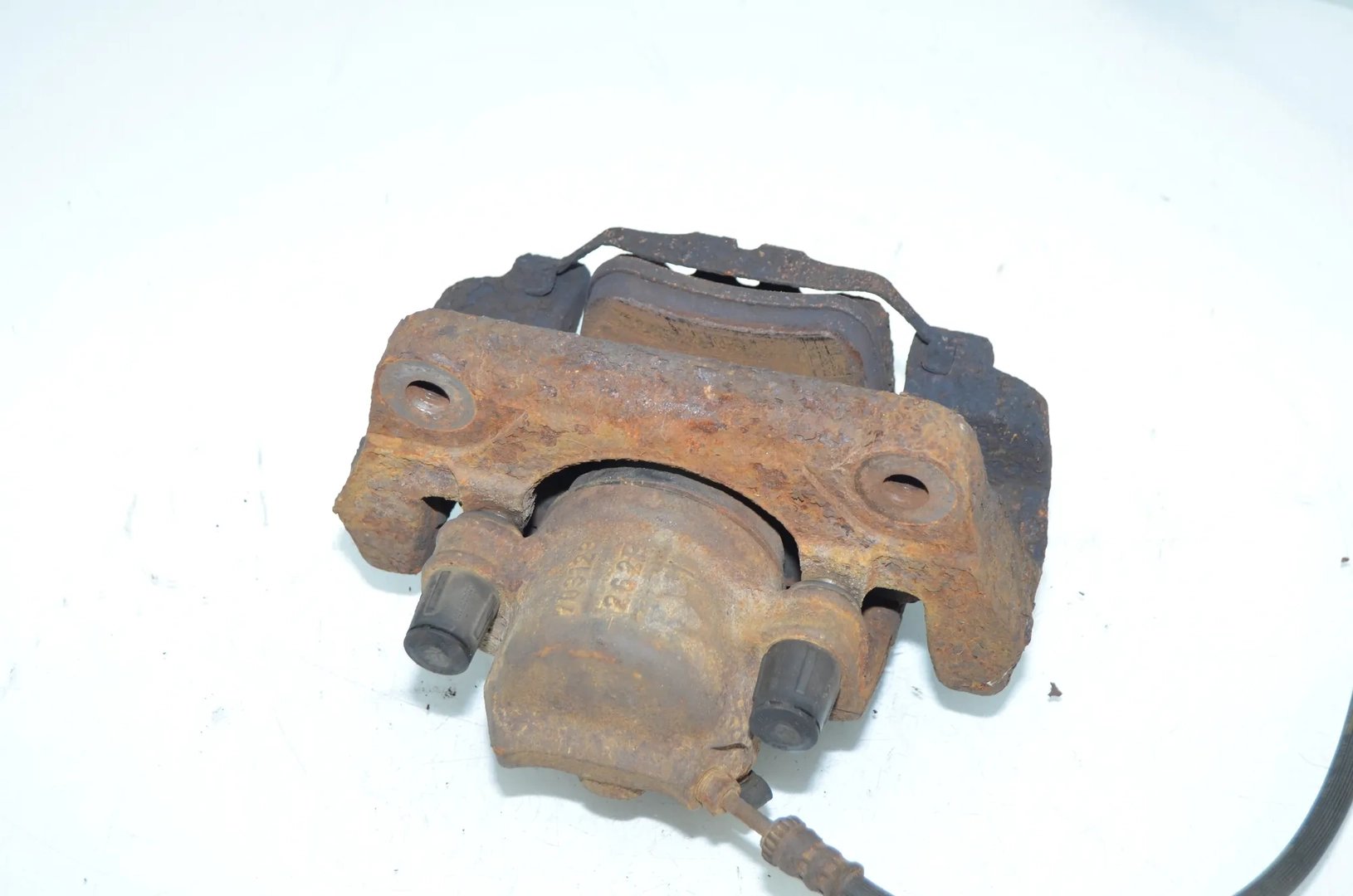 Front Right Brake Caliper – OEM 6790922 · BMW X3 (F25) xDrive 20 d 2012 – 4
