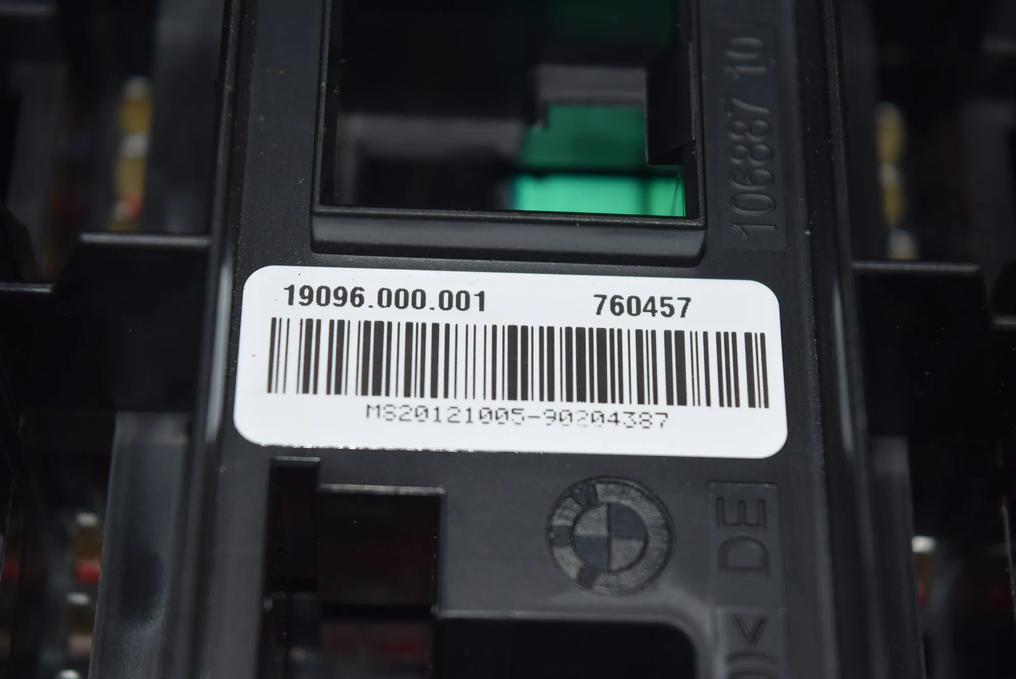 Fuse Box – OEM 9224879 · BMW 3 Touring (F31) 2012 – 3