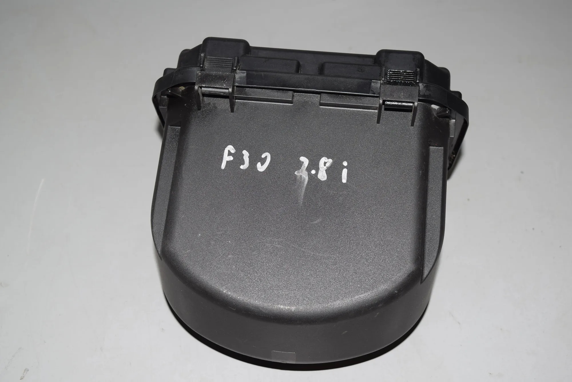 Other Interior Parts – OEM 9224872 · BMW 3 (F30, F80) 328 i 2011 – 3