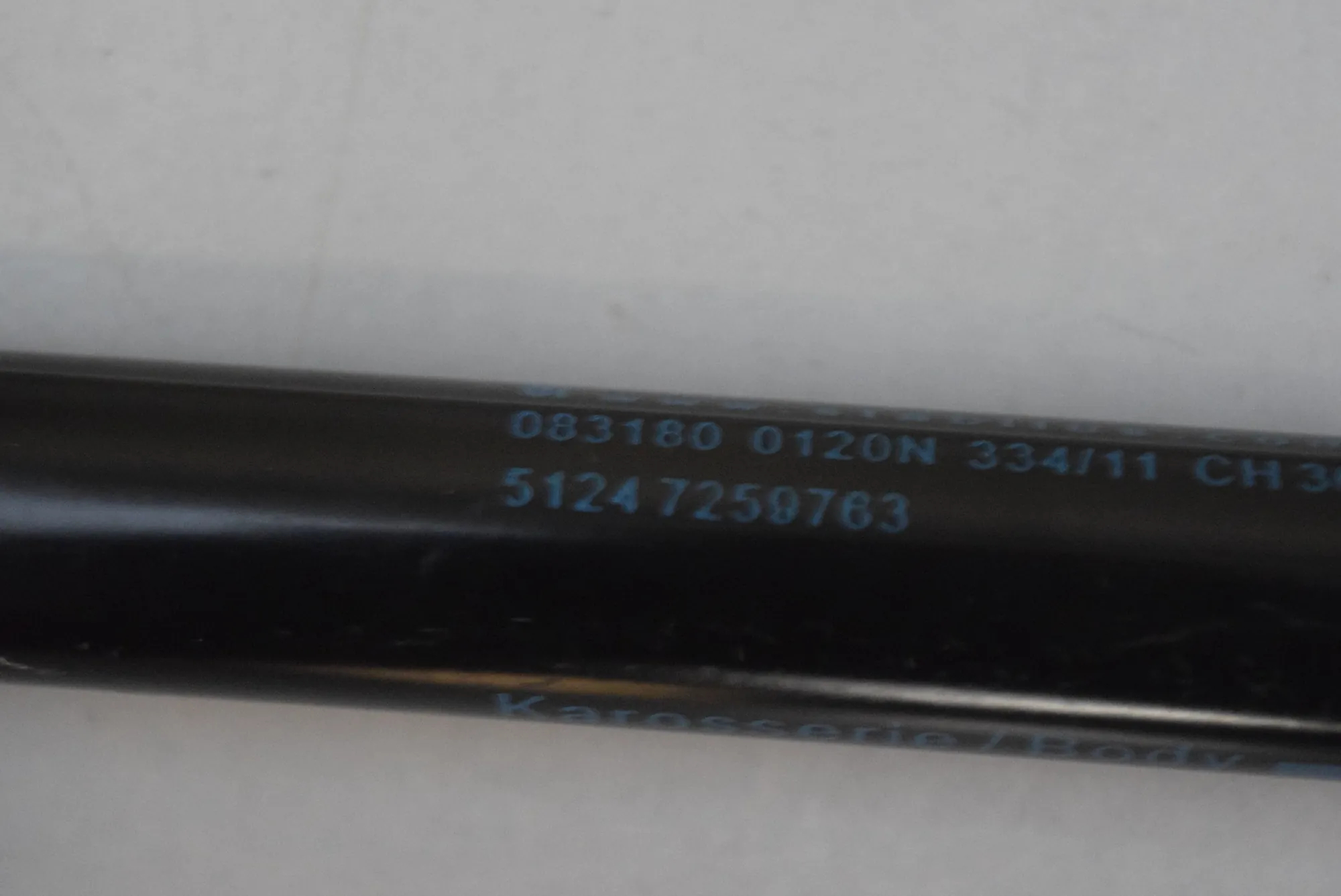 Left Side Tailgate Gas Strut – OEM 7259763 · BMW 3 (F30, F80) 328 i 2011 – 2