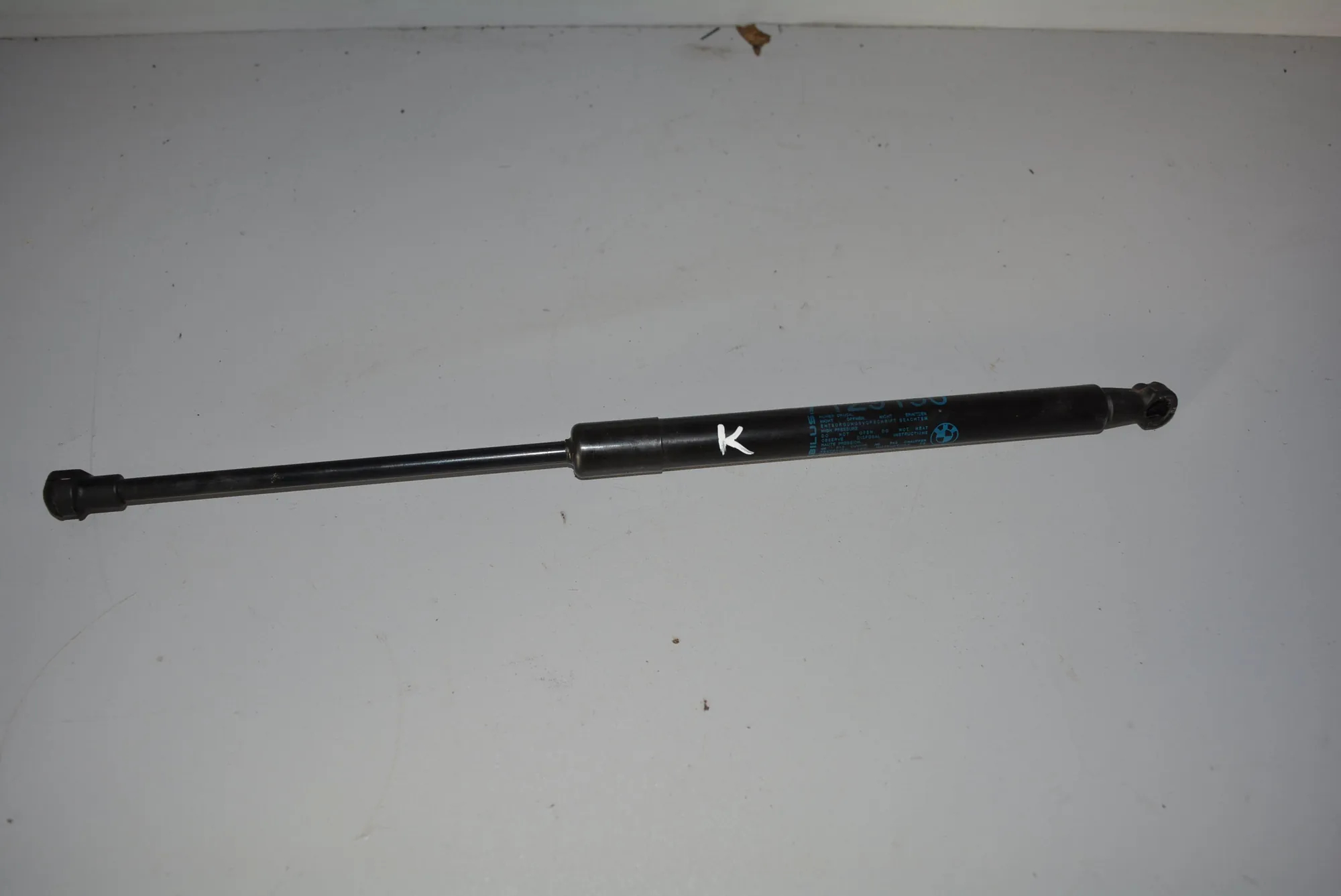 Front Left Bonnet Strut – OEM 7129190 · BMW 3 Touring (E91) 320 d 2012