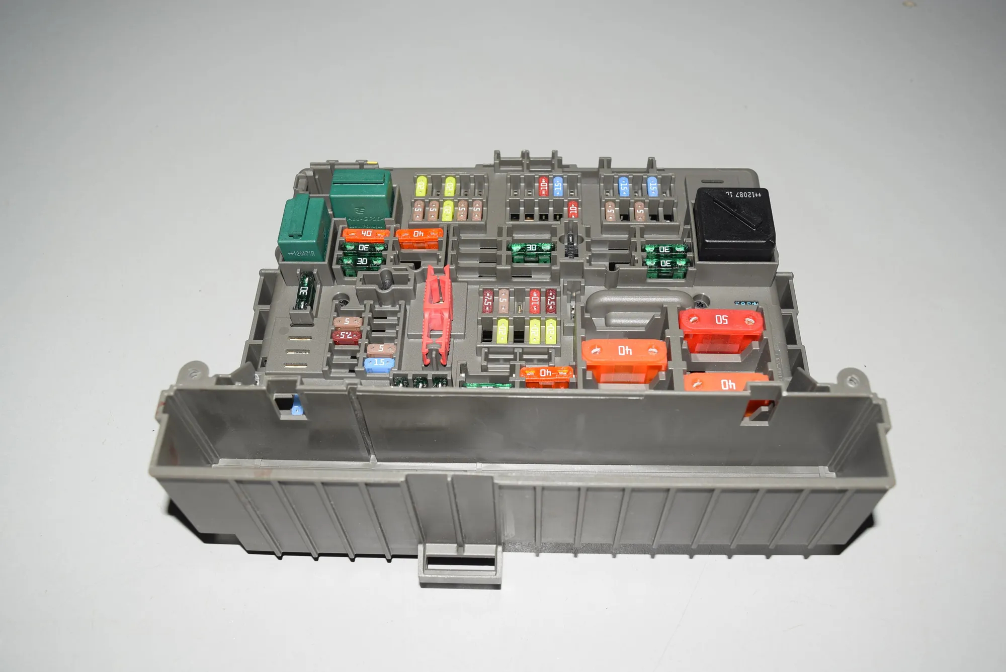 Fuse Box – OEM 9119446 · BMW 3 Touring (E91) 320 d 2012 – 2