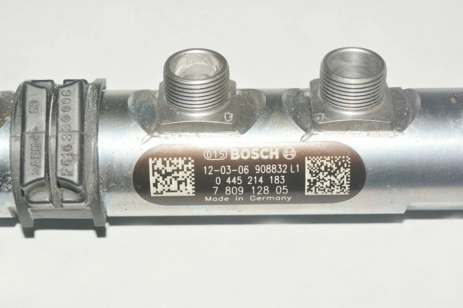 Fuel Rail – OEM 7809128 · BMW 3 Touring (E91) 320 d 2012 – 5