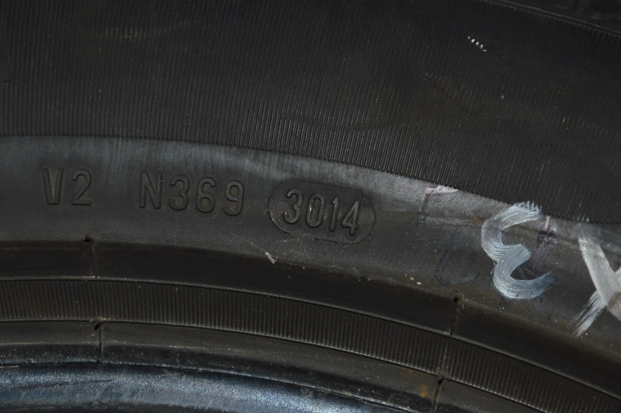 Tire · BMW X3 (F25) xDrive 20 d 2014 – 5