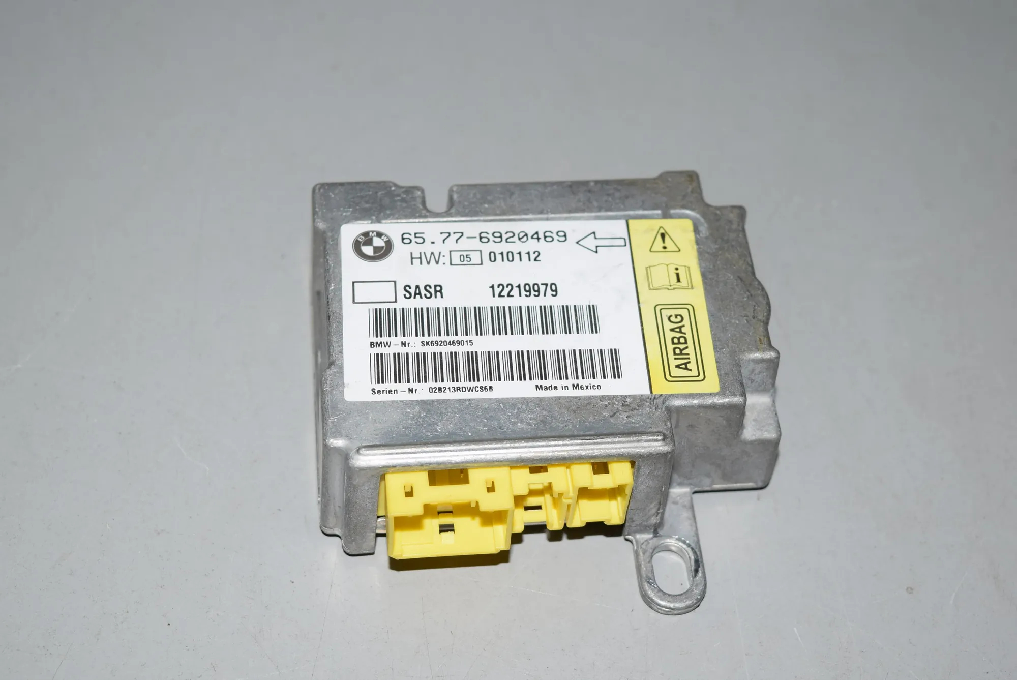 SRS Control Unit – OEM 6920469 · BMW 7 (E65, E66, E67) BMW 7 (E65, E66, E67) 735 i, Li 2002 – 2