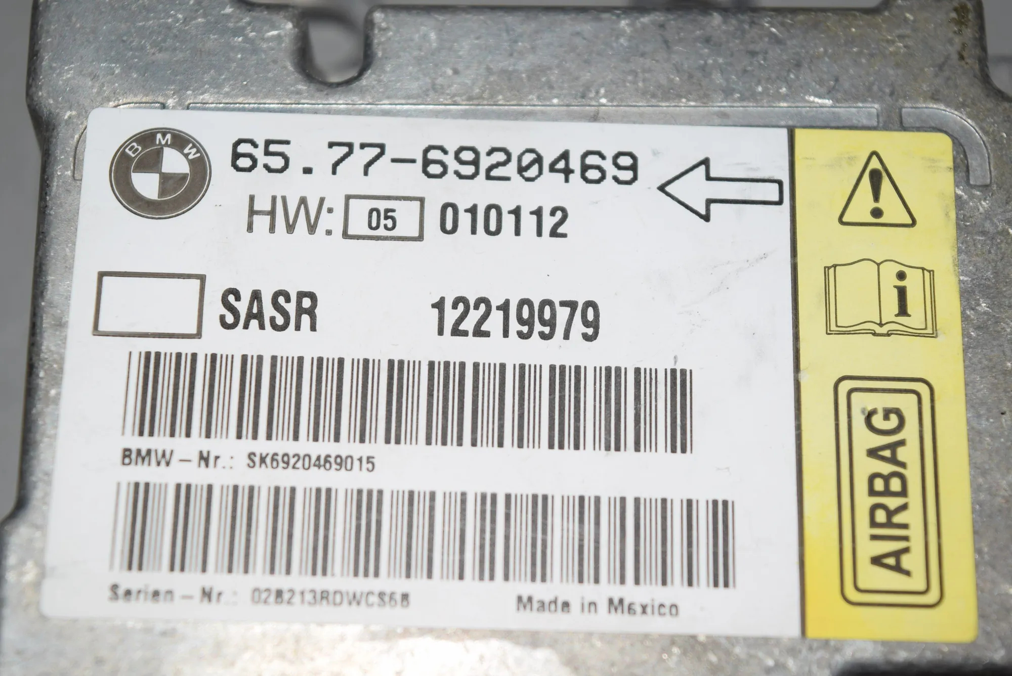 SRS Control Unit – OEM 6920469 · BMW 7 (E65, E66, E67) BMW 7 (E65, E66, E67) 735 i, Li 2002 – 3