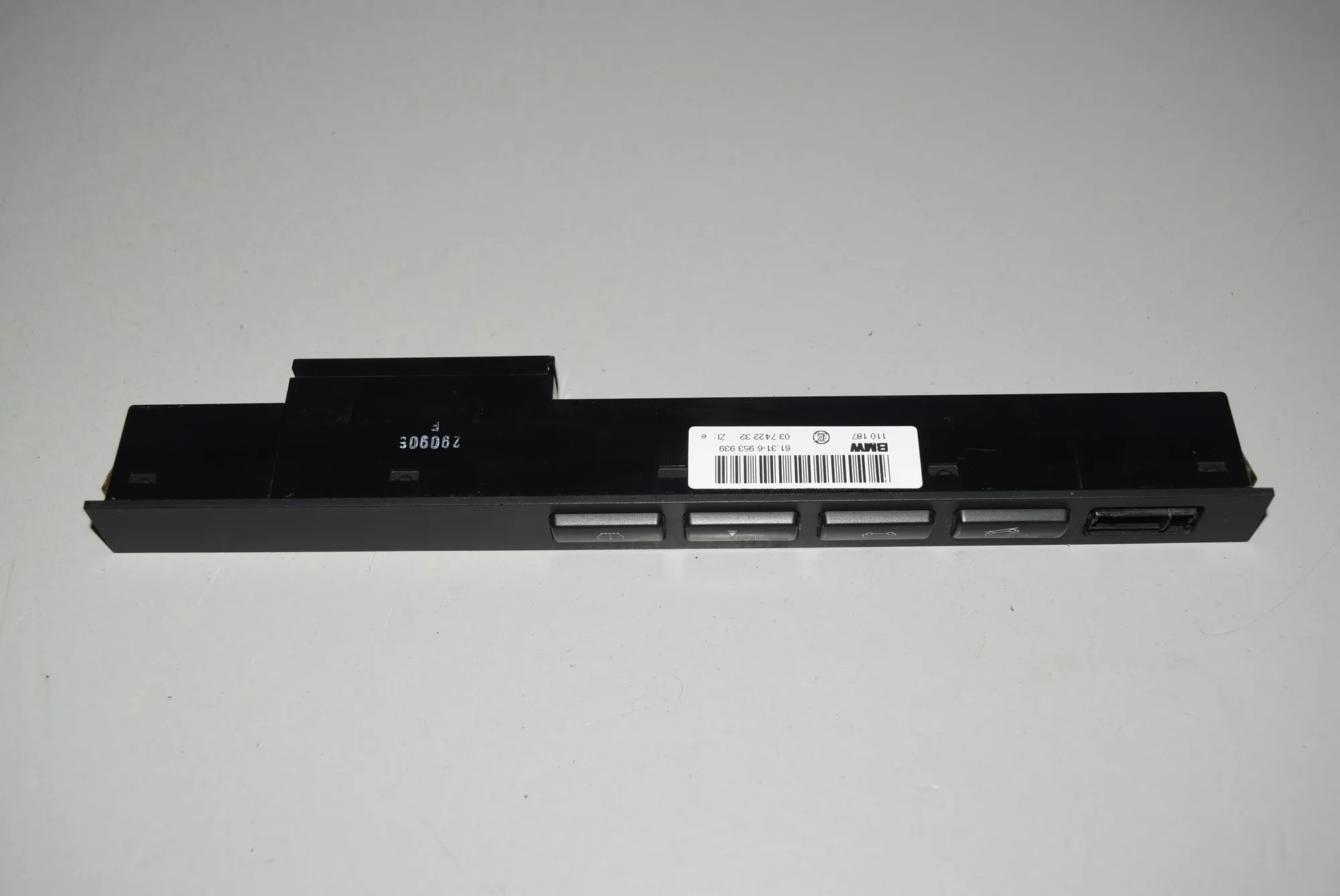 Button Switch Panel – OEM 6953939 · BMW X5 (E53) 3.0 d 2005 – 4