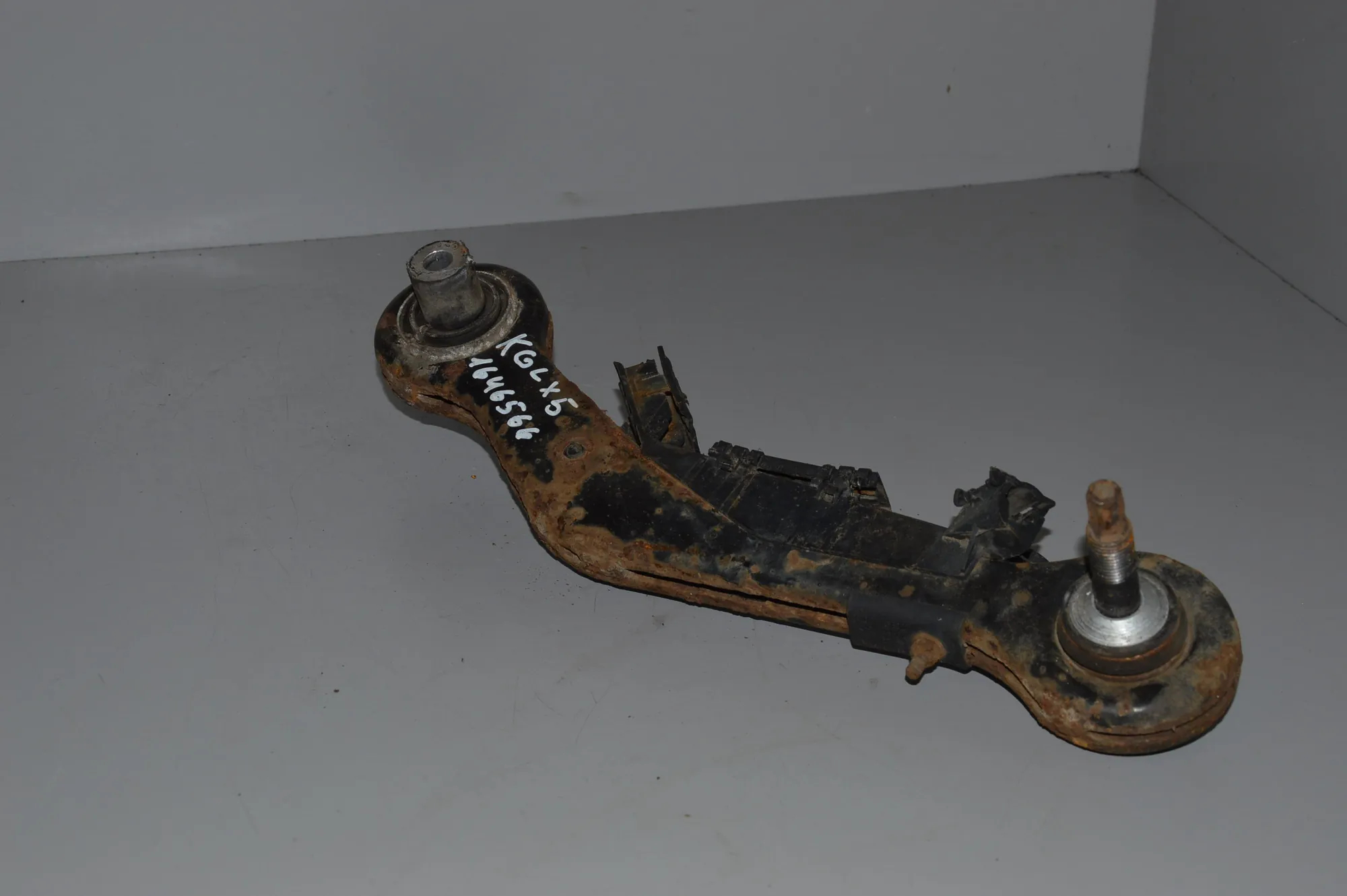 Rear Left Control Arm · BMW X5 (E53) 3.0 d 2005