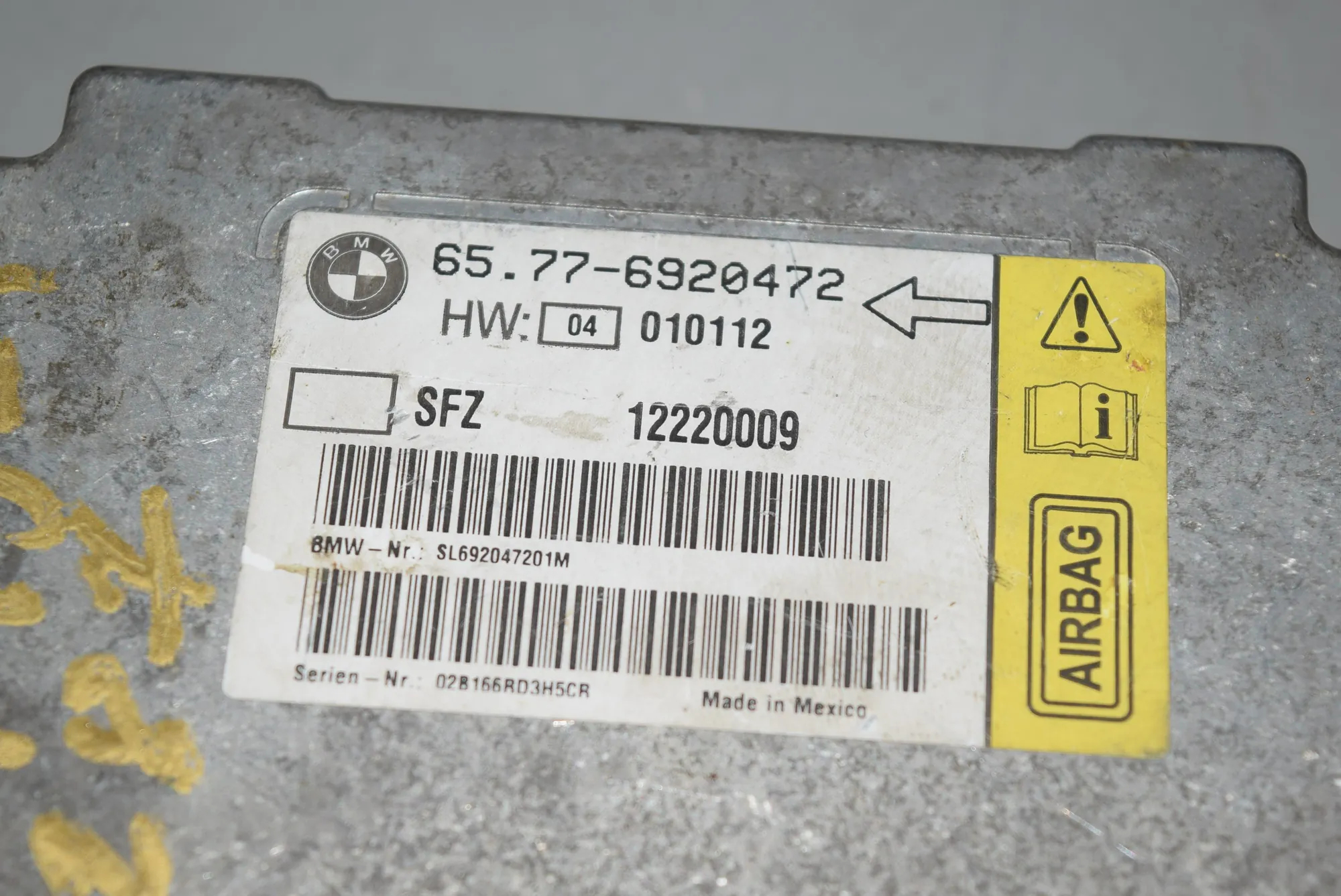 SRS Control Unit – OEM 6920472 · BMW 7 (E65, E66, E67) BMW 7 (E65, E66, E67) 745 i, Li 2002 – 3