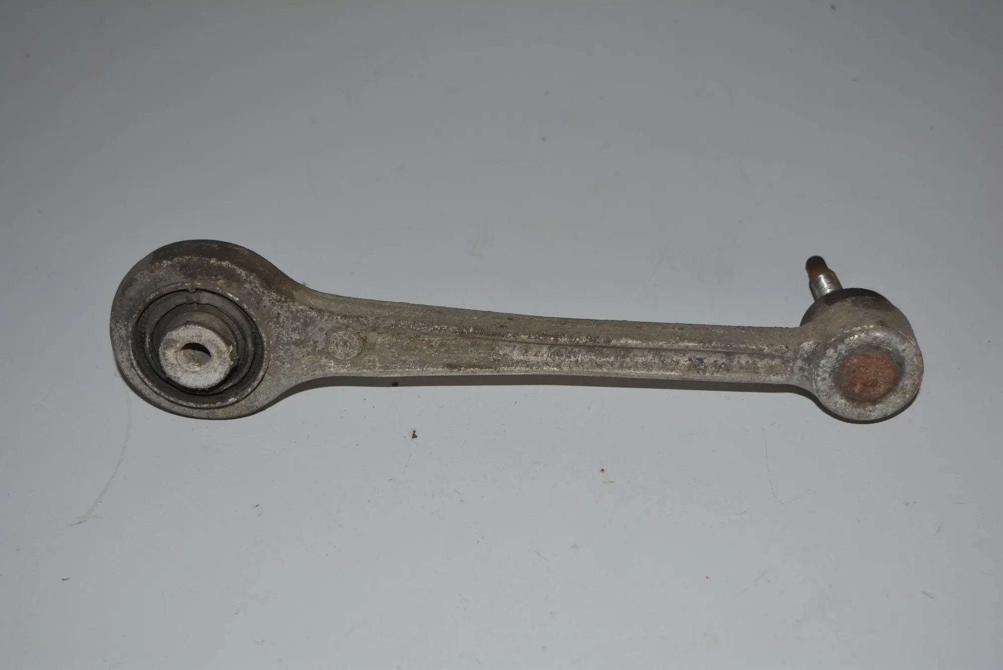 Rear Right Control Arm · BMW 7 (E65, E66, E67) BMW 7 (E65, E66, E67) 735 i, Li 2002 – 2