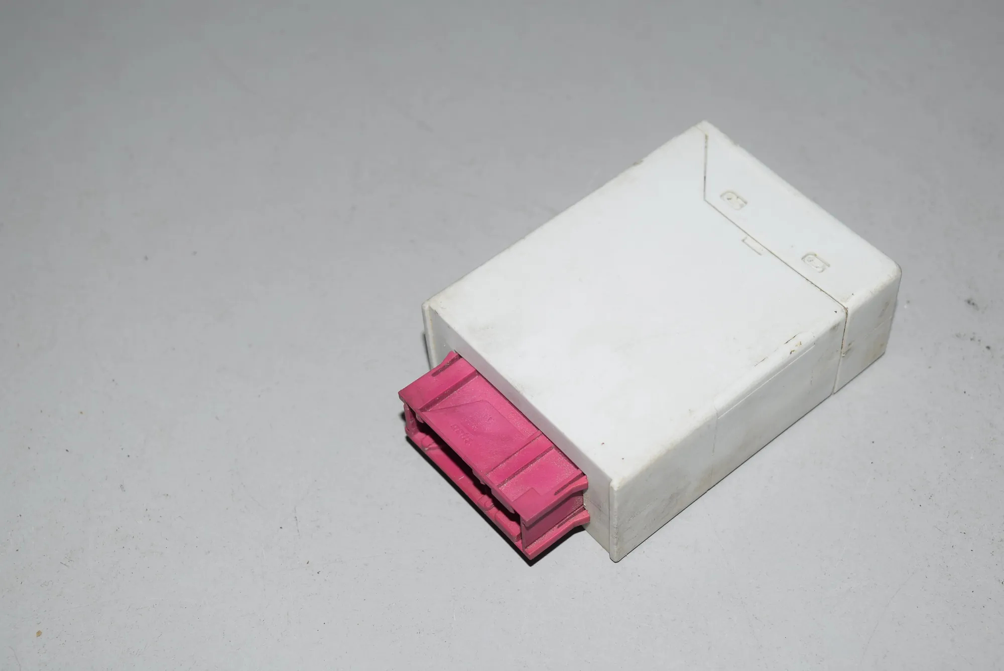 Other Control Units – OEM 8375964 · BMW 5 (E39) BMW 5 (E39) 2000