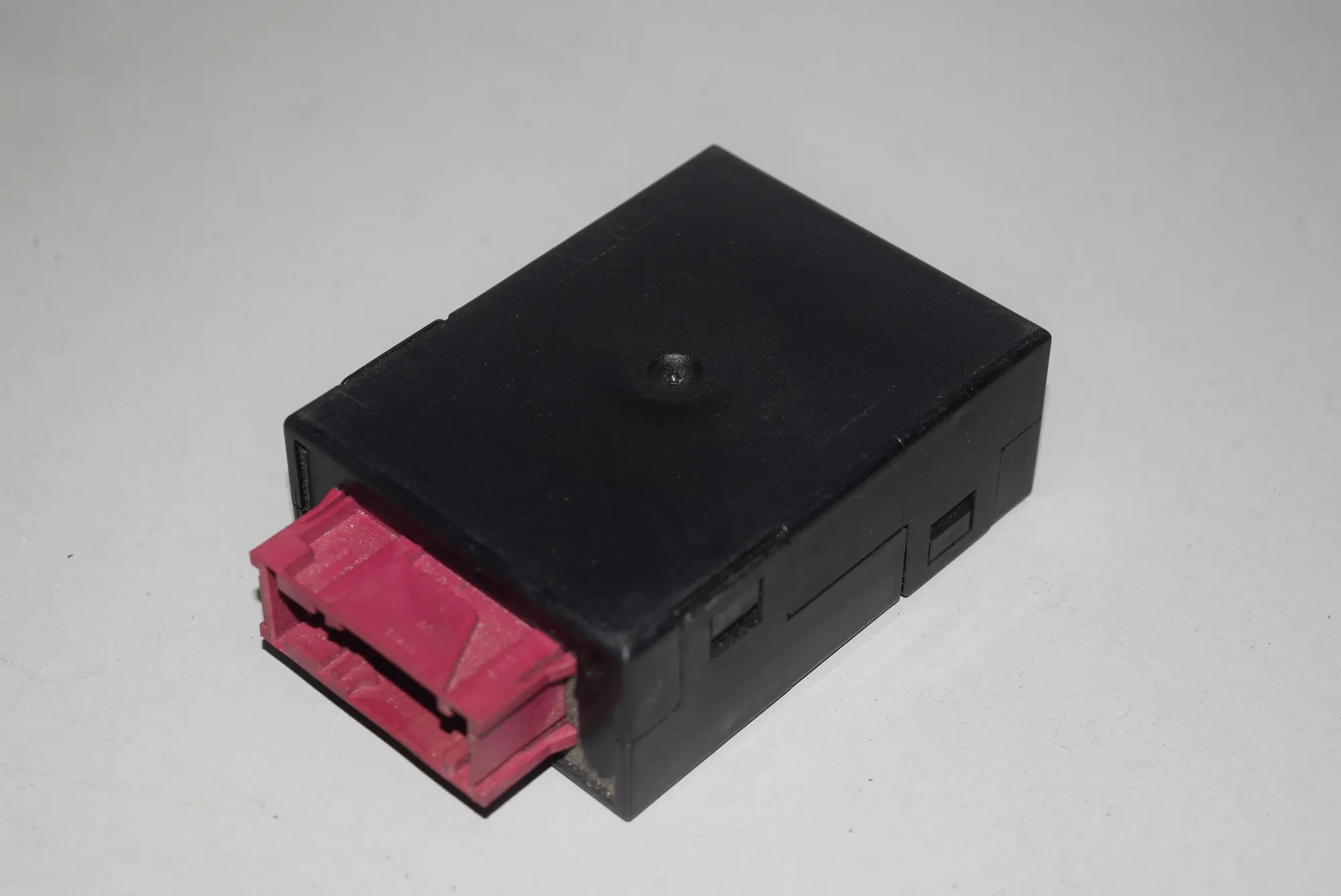 Other Control Units – OEM 8375964 · BMW 5 (E39) BMW 5 (E39) 2000