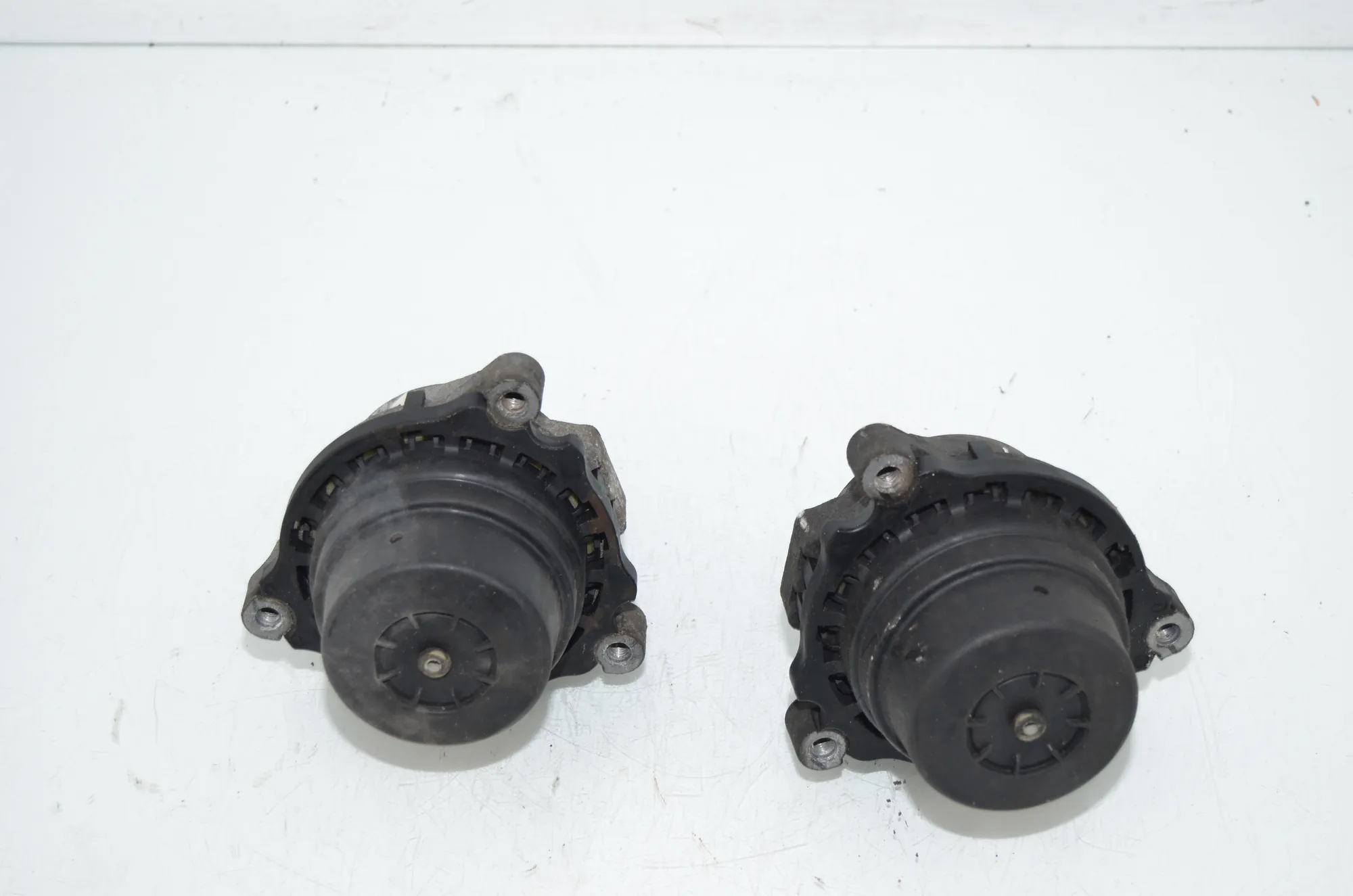 Right Side Engine Mount – OEM 6850220 · BMW 3 Touring (F31) 330 d 2013 – 3