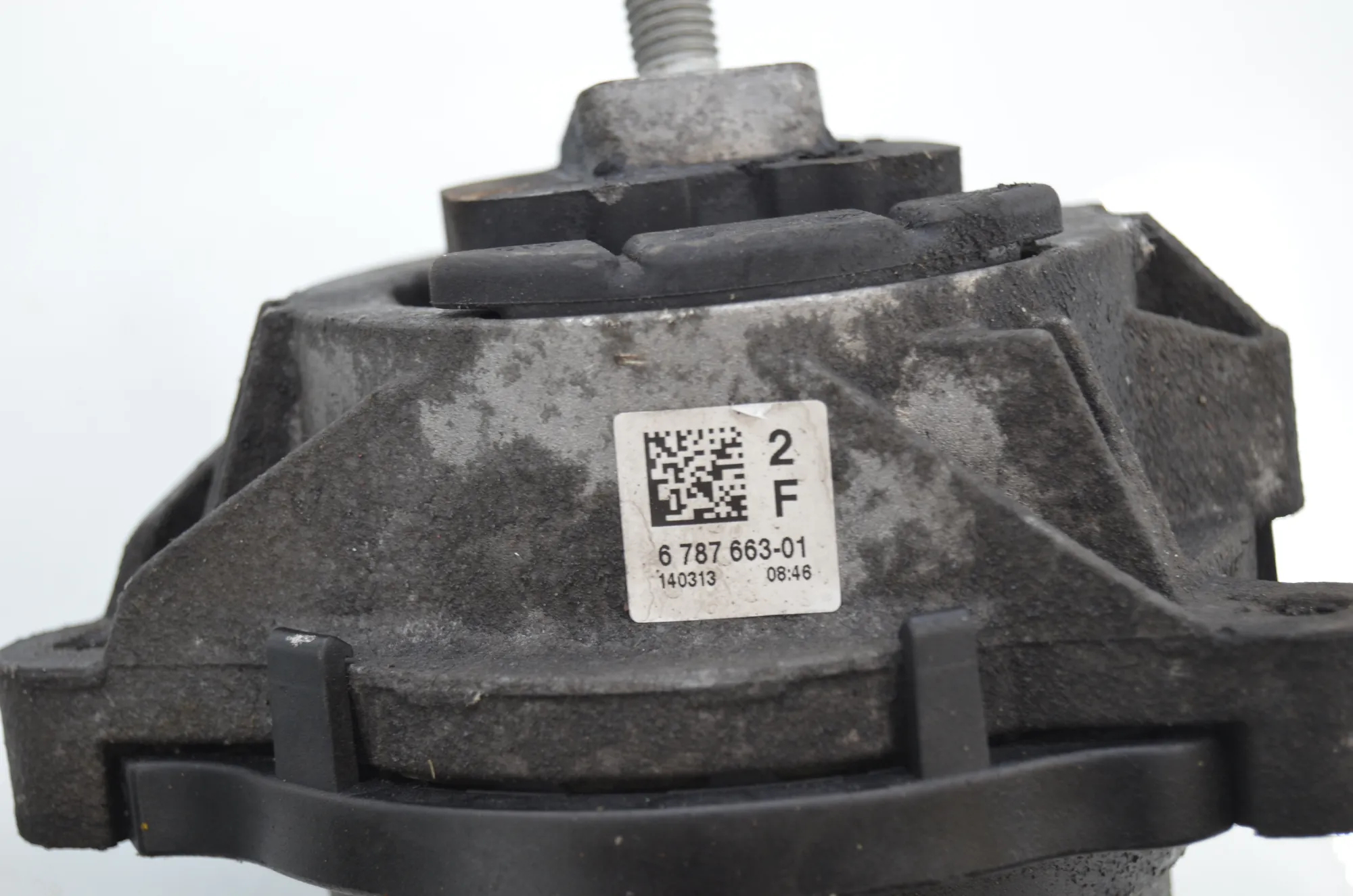 Right Side Engine Mount – OEM 6850220 · BMW 3 Touring (F31) 330 d 2013 – 5