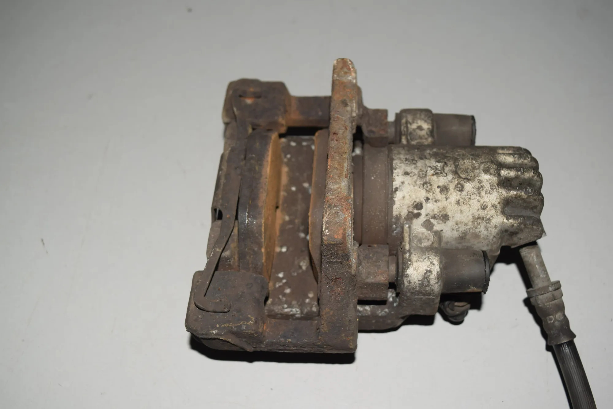 Rear Left Brake Caliper · BMW 5 Touring (E39) 530 d 1999