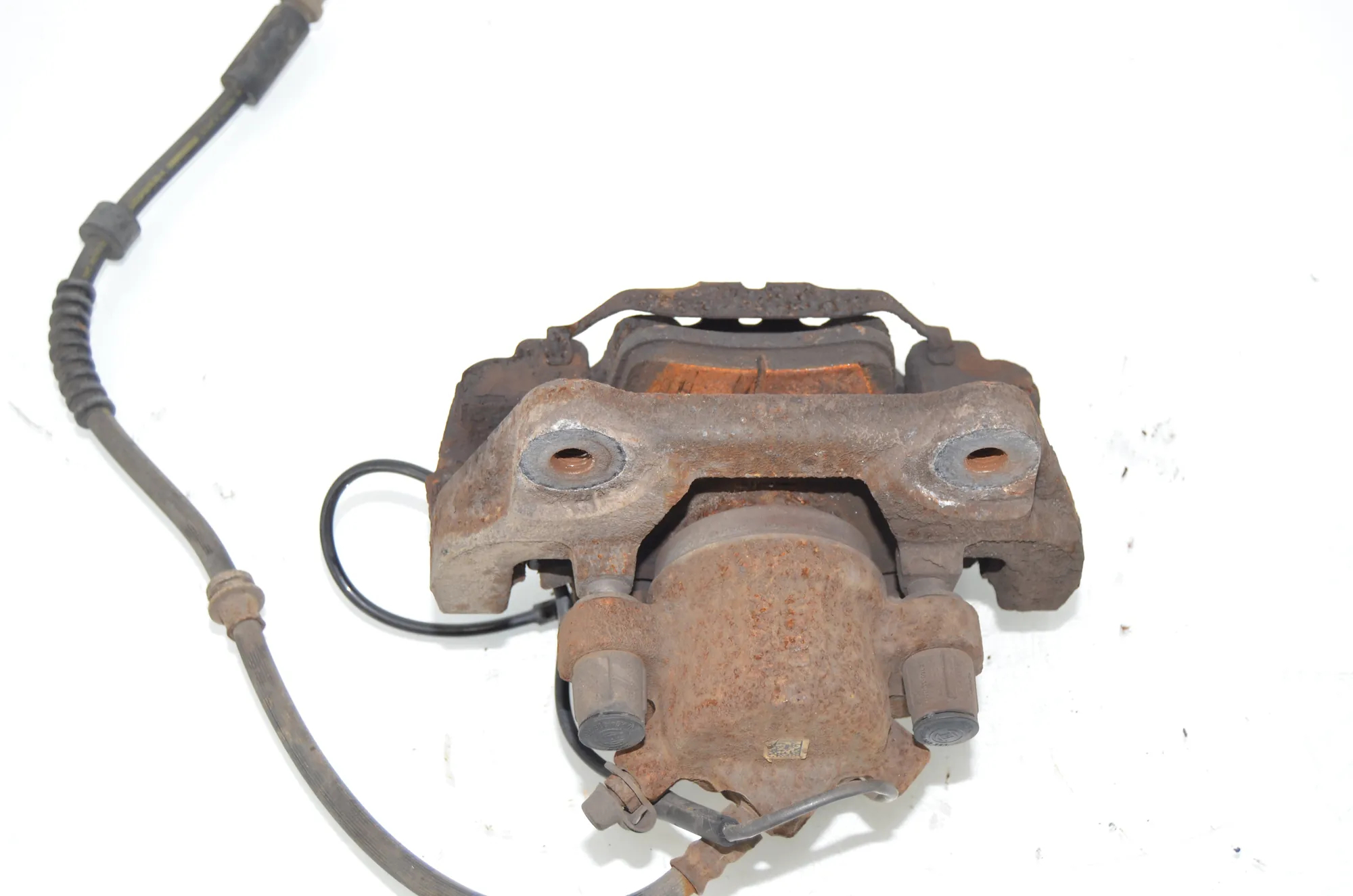 Front Left Brake Caliper – OEM 6850969 · BMW 3 Touring (F31) 330 d 2013 – 3