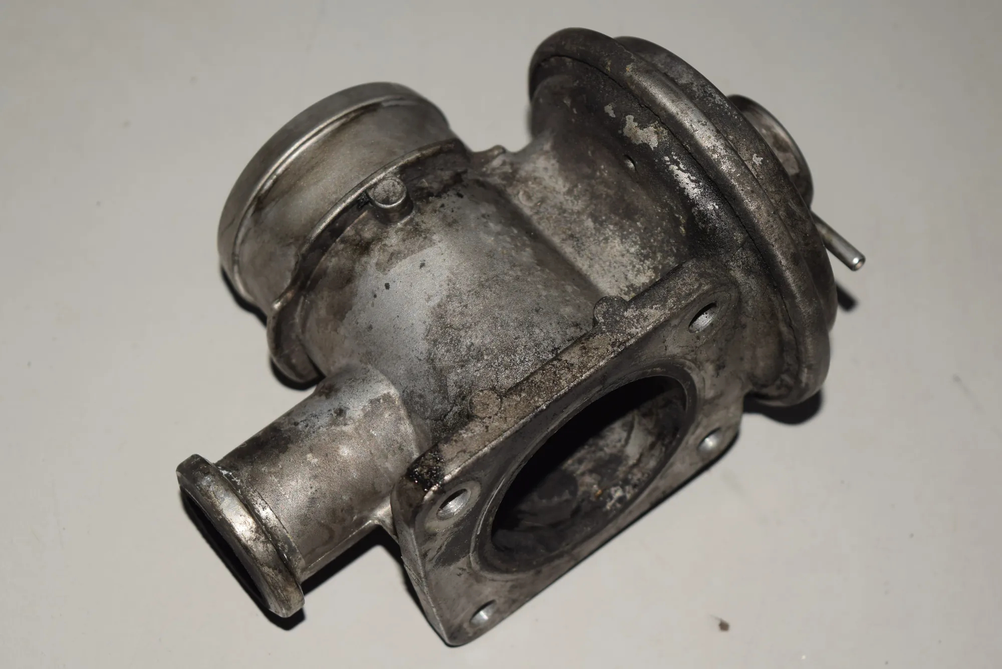 EGR Valve – OEM 7785452 · BMW 5 Touring (E39) 525 d 2000