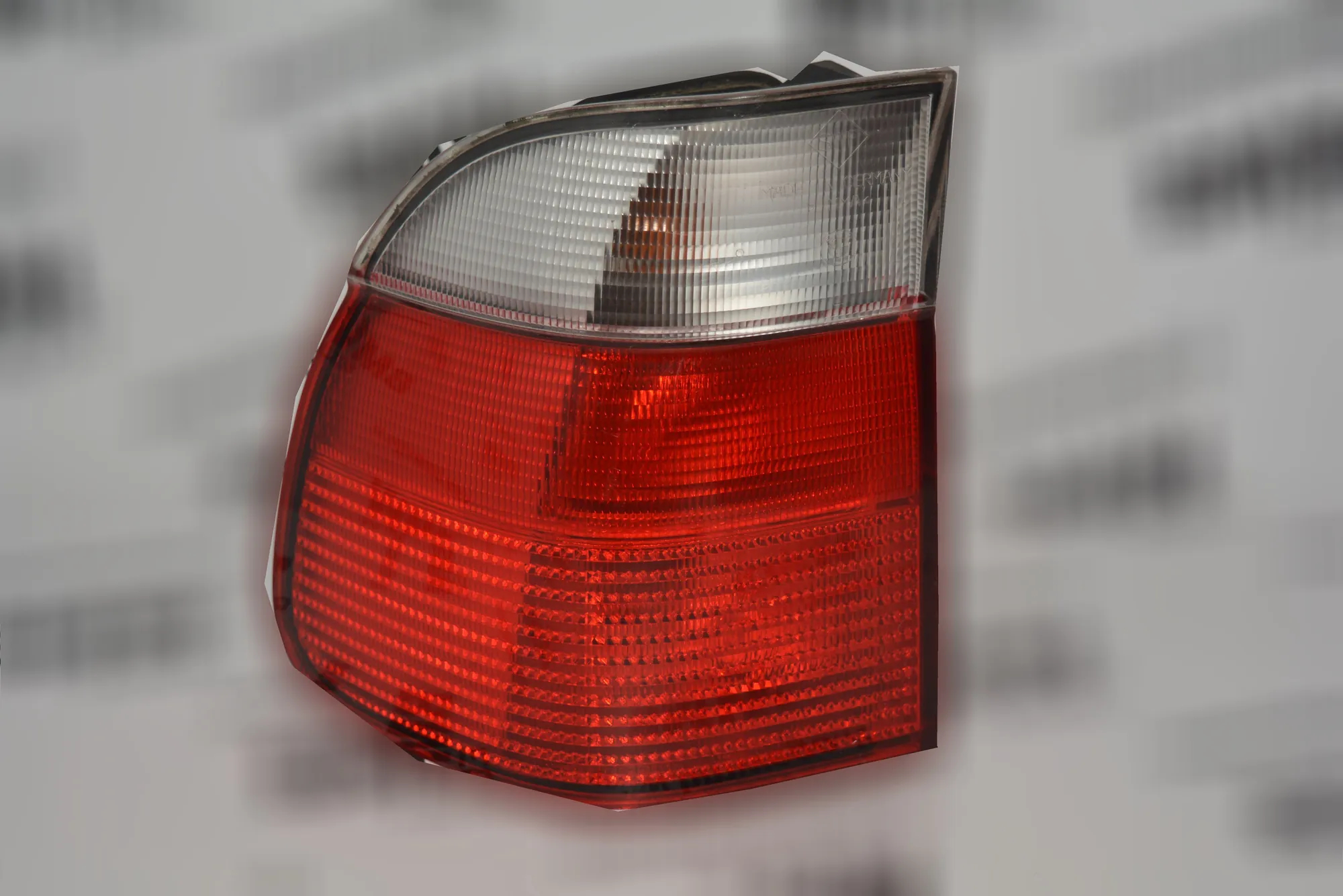 Rear Left Tail Light – OEM 2496321 · BMW 5 Touring (E39) 525 d 2000