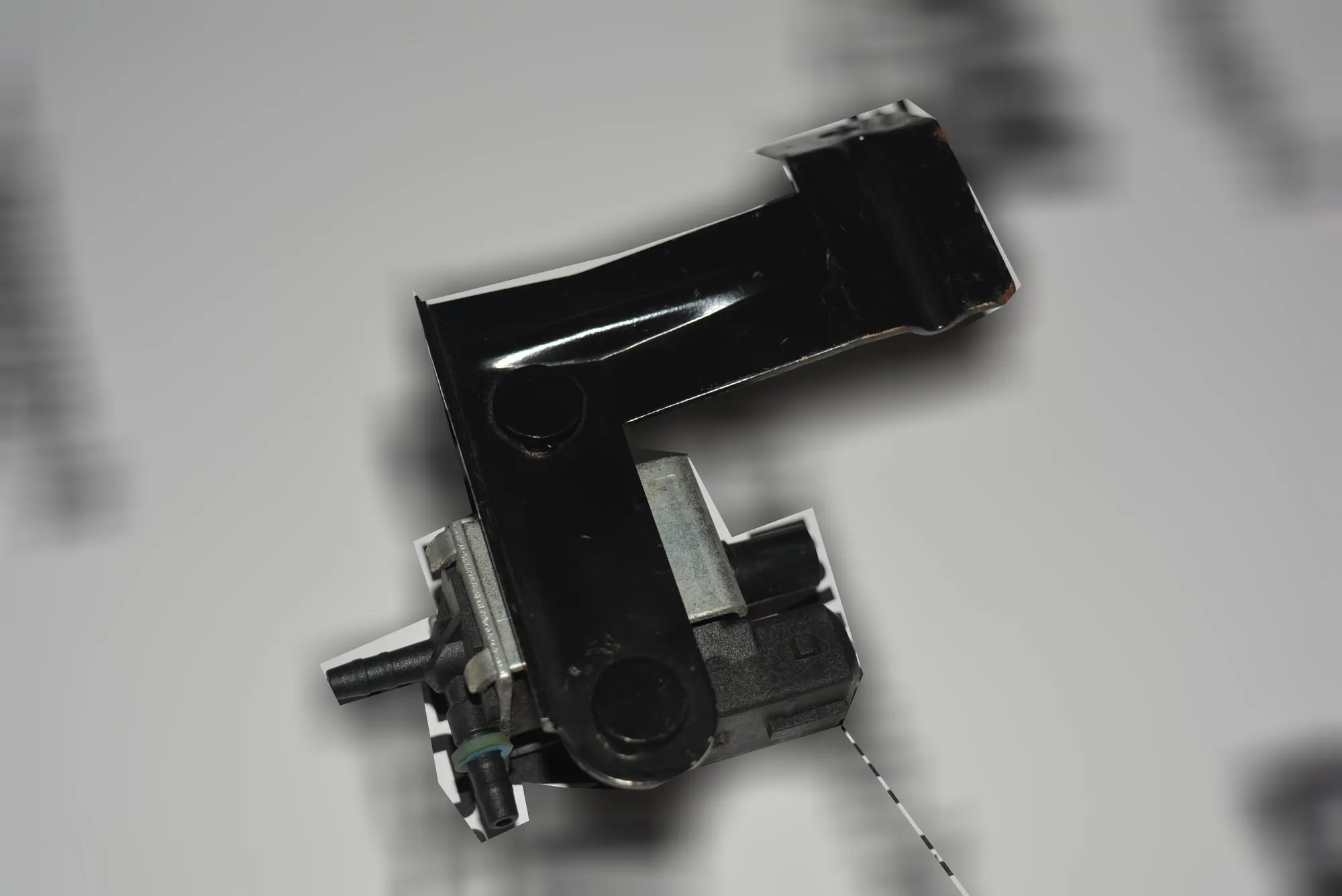Solenoid Valve – OEM 1742711 · BMW X5 (E53) 4.6 is 2003 – 3