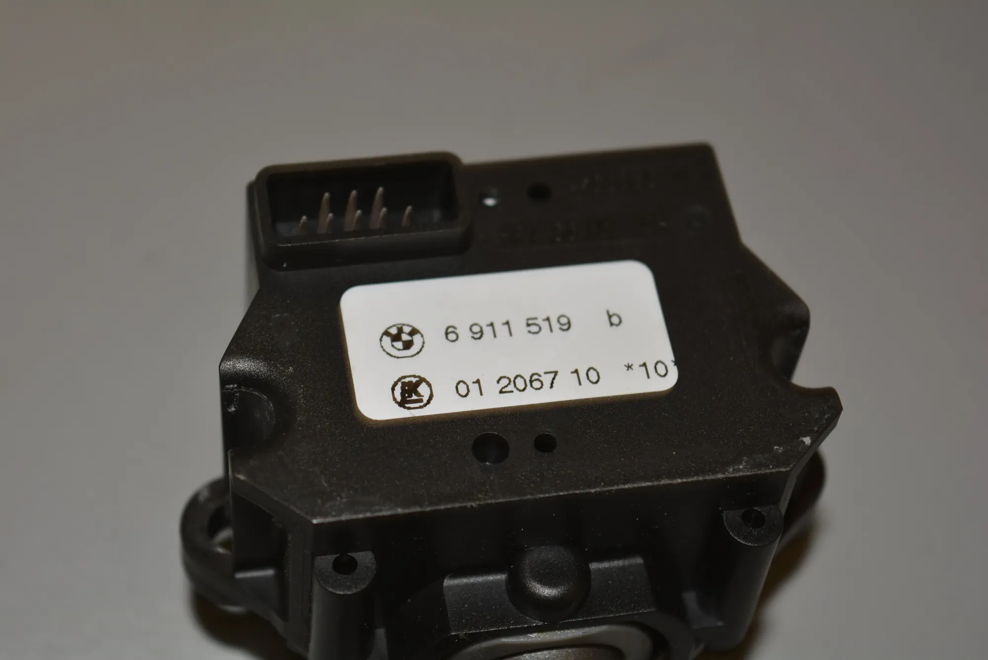 Other Interior Parts – OEM 6911519 · BMW 7 (E65, E66, E67) BMW 7 (E65, E66, E67) 2001 – 3