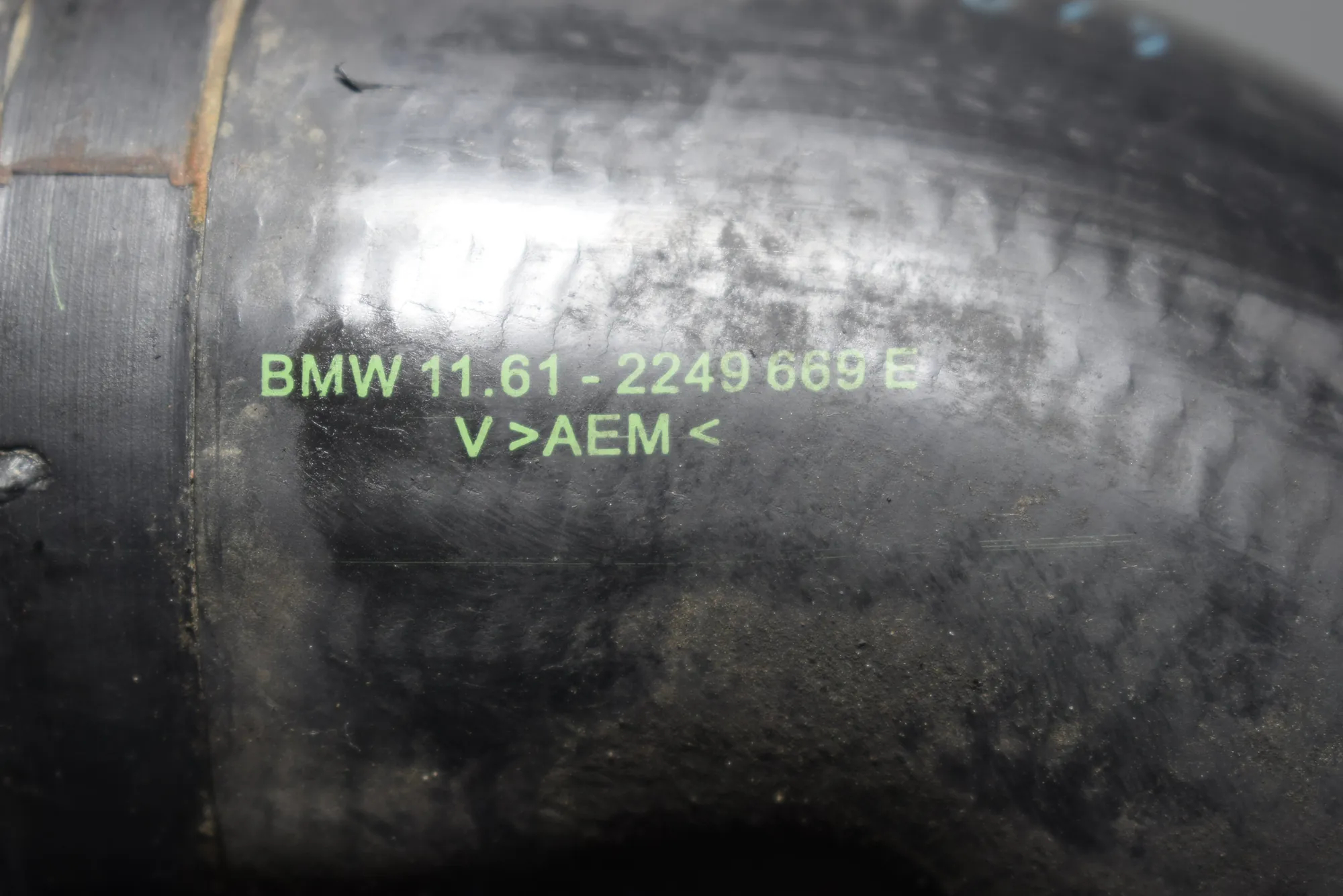 Right Side Intercooler Hose – OEM 2249669 · BMW 5 (E39) 530 d 2001 – 3