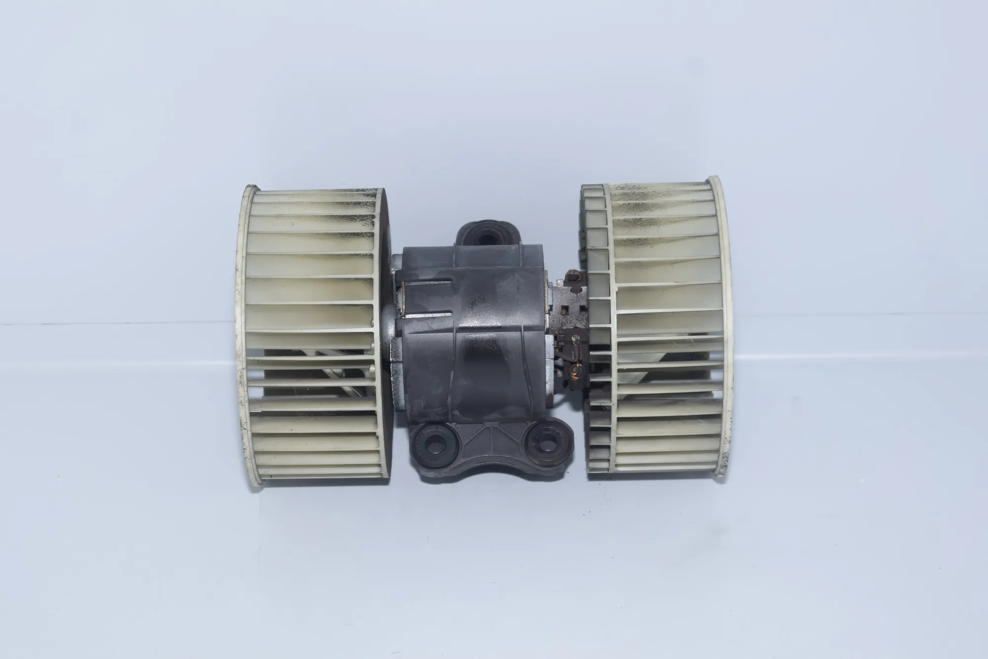 Heater Blower Fan – OEM 8385558 · BMW 5 (E39) 530 d 2001 – 2