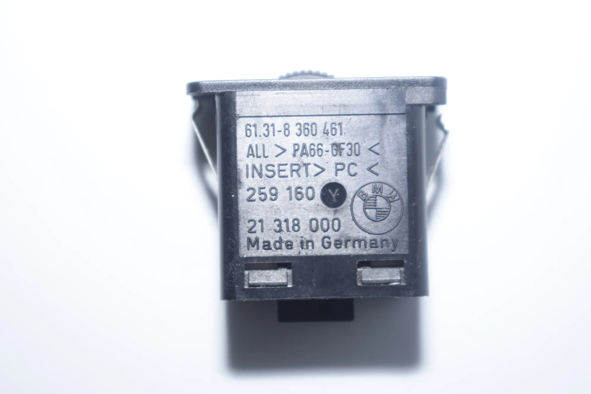 Switches – OEM 8360461 · BMW 5 (E39) 530 d 2001 – 8