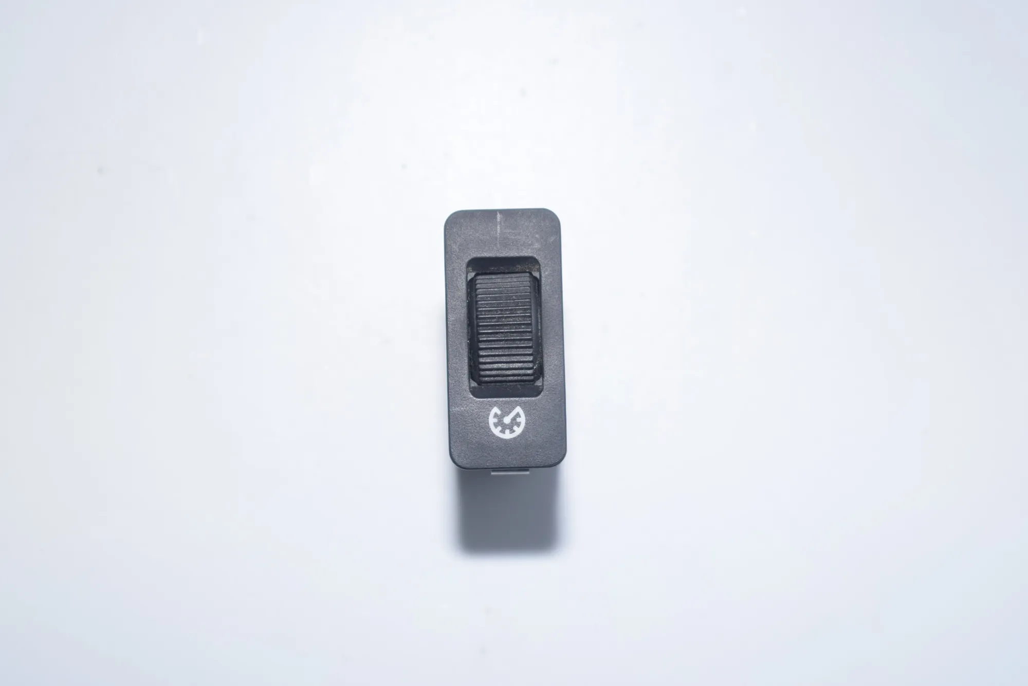 Switches – OEM 8360461 · BMW 5 (E39) 530 d 2001 – 2