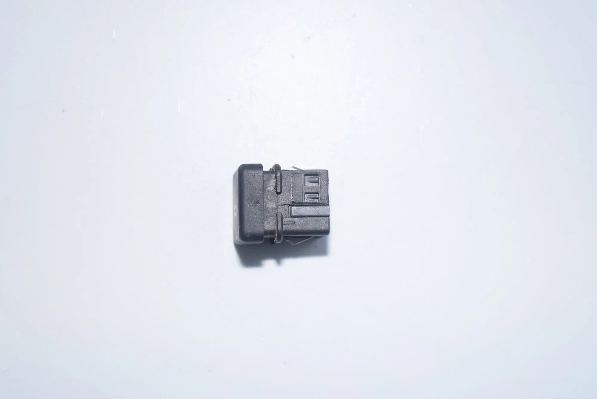 Switches – OEM 8360828 · BMW 5 (E39) 530 d 2001 – 3