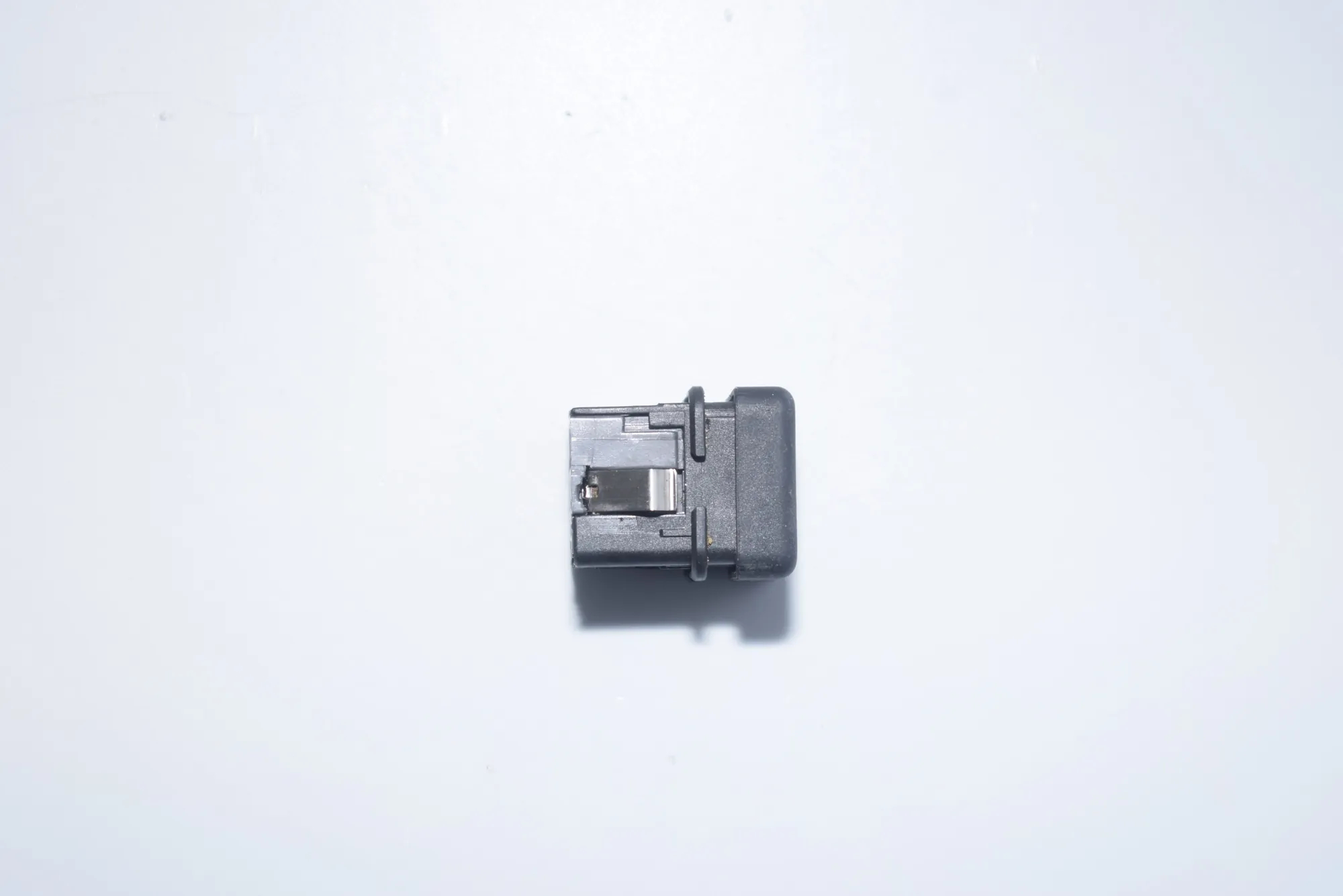 Switches – OEM 8360828 · BMW 5 (E39) 530 d 2001 – 6