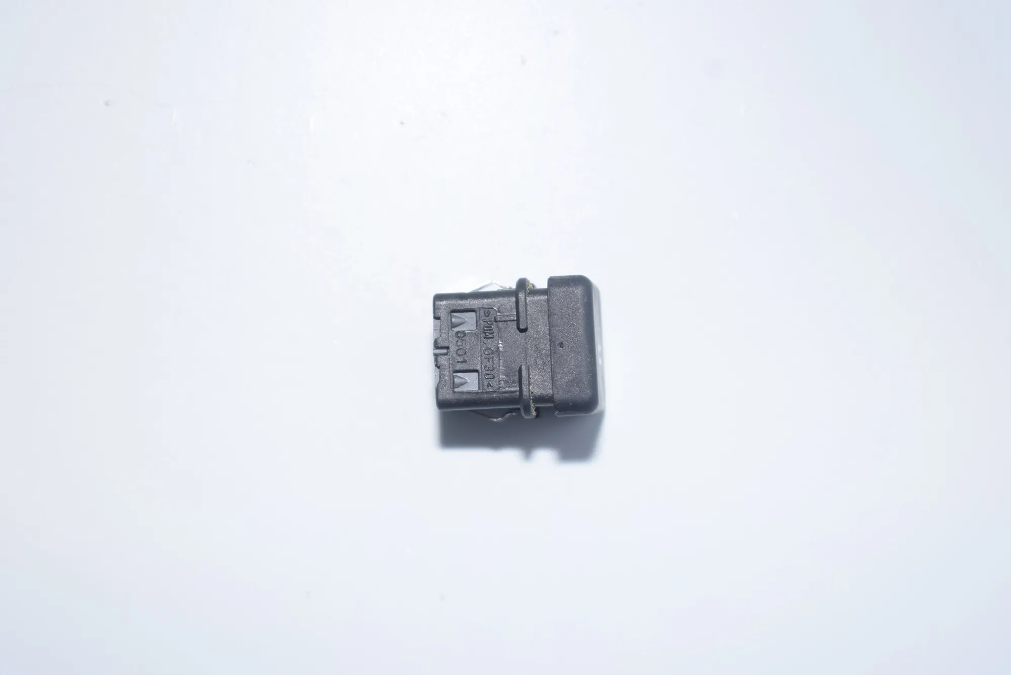 Switches – OEM 8360828 · BMW 5 (E39) 530 d 2001 – 5