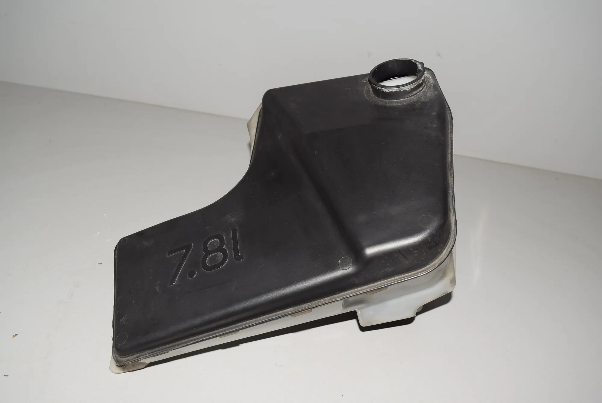 Window Washer Tank – OEM 8252738 · BMW X5 (E53) 3.0 d 2004