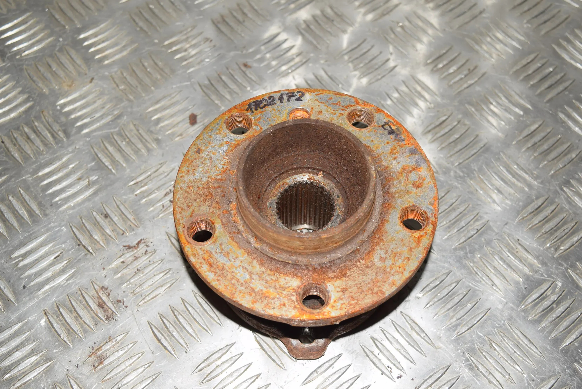 Rear Left Wheel Bearing · BMW X5 (E70) BMW X5 (E70) xDrive 40 d 2011