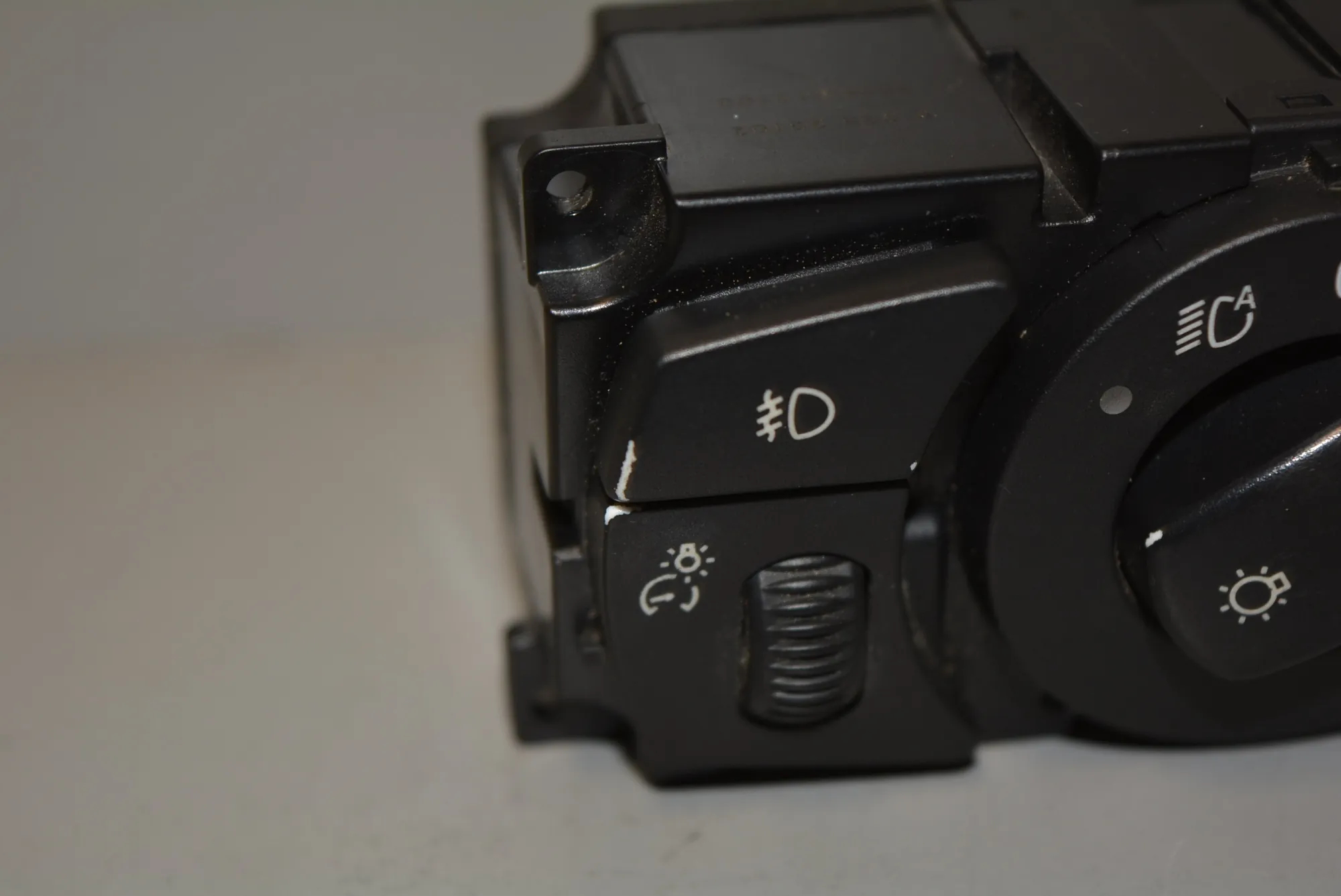 Headlight Switch Control Unit – OEM 6953737 · BMW 5 (E60) BMW 5 (E60) 2005 – 2