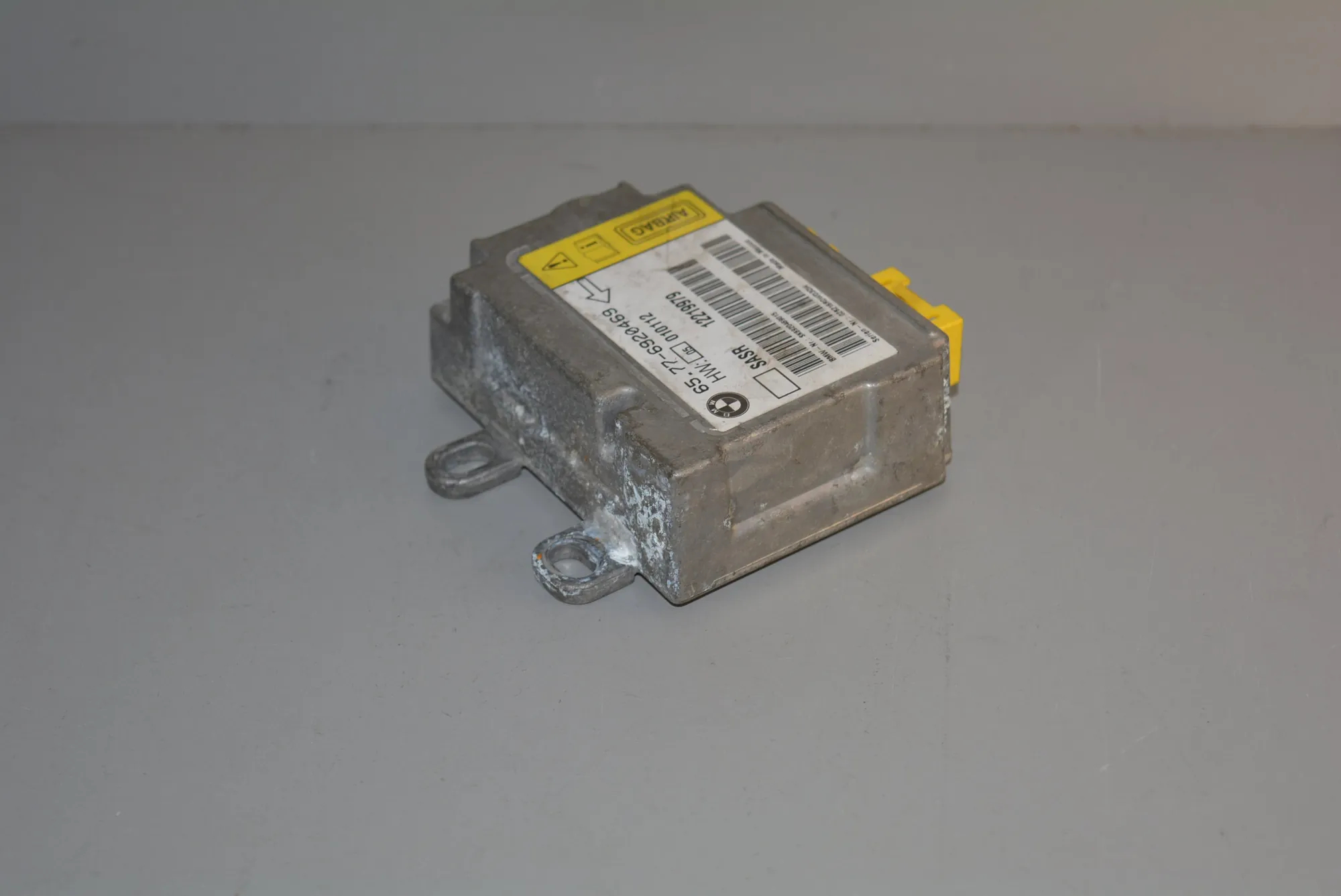 SRS Control Unit – OEM 6920469 · BMW 7 (E65, E66, E67) BMW 7 (E65, E66, E67) 2002 – 2
