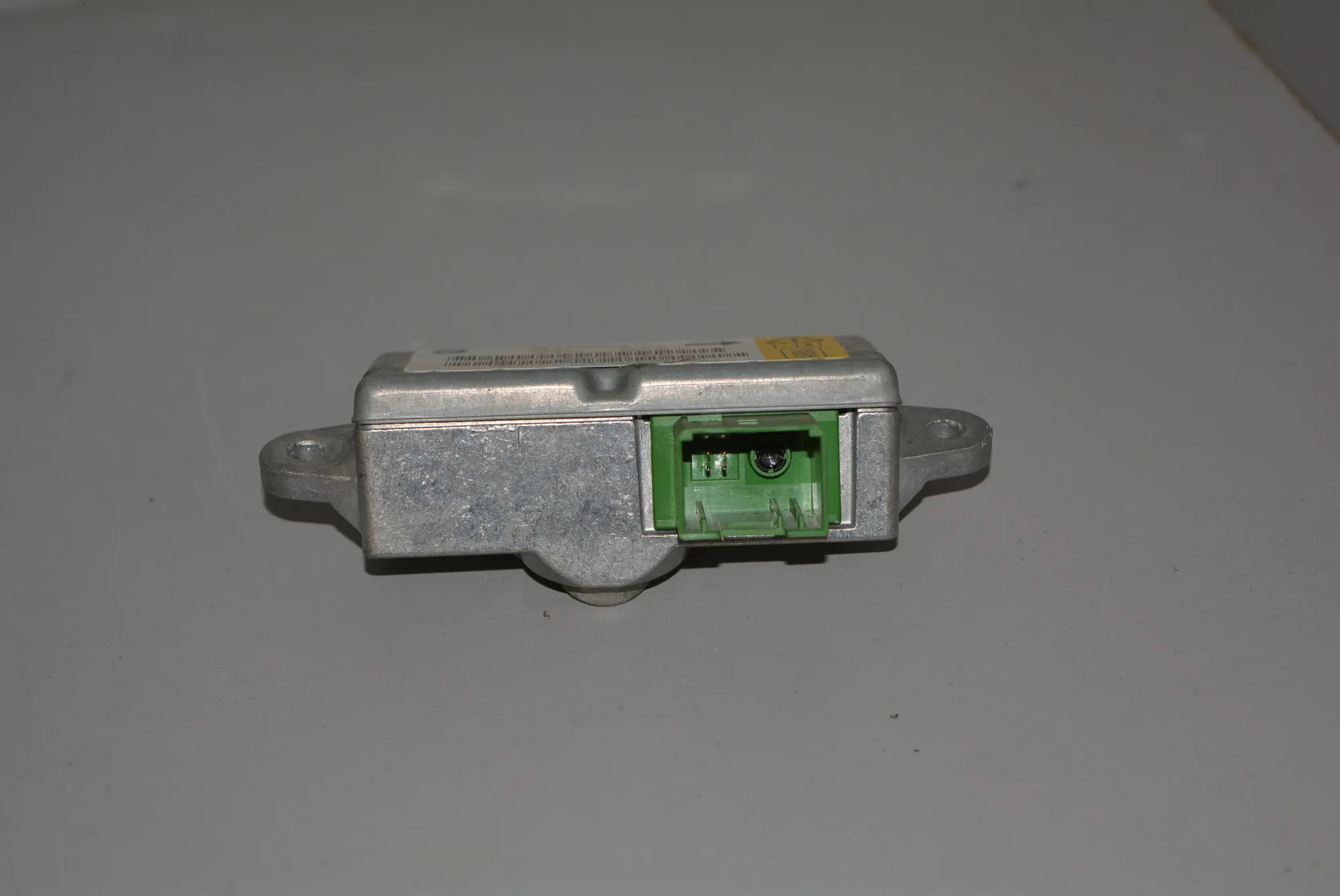 SRS Control Unit – OEM 6920477 · BMW 7 (E65, E66, E67) BMW 7 (E65, E66, E67) 2002 – 2
