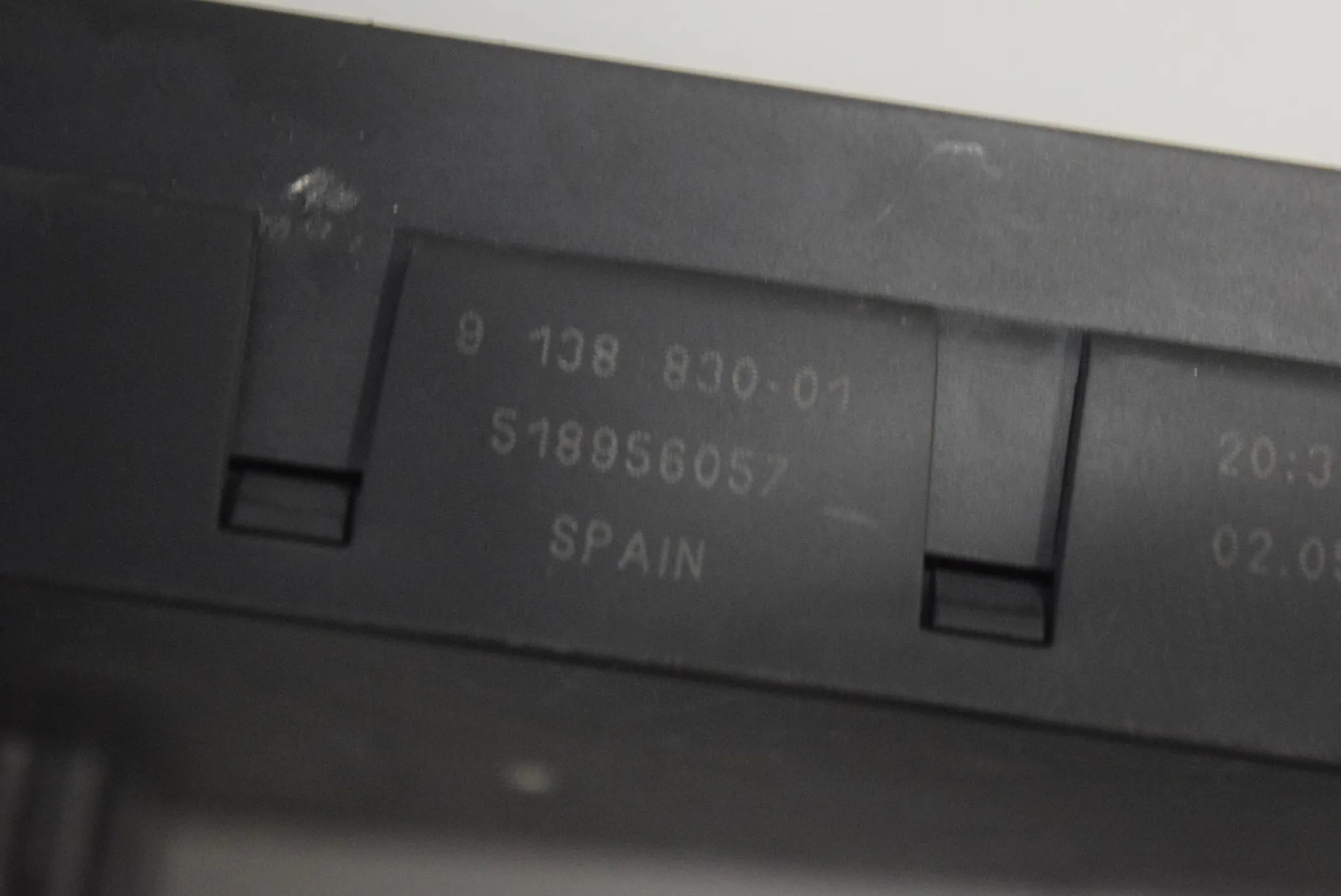 Fuse Box – OEM 69066199138830 · BMW BMW 5 (E60) 2007