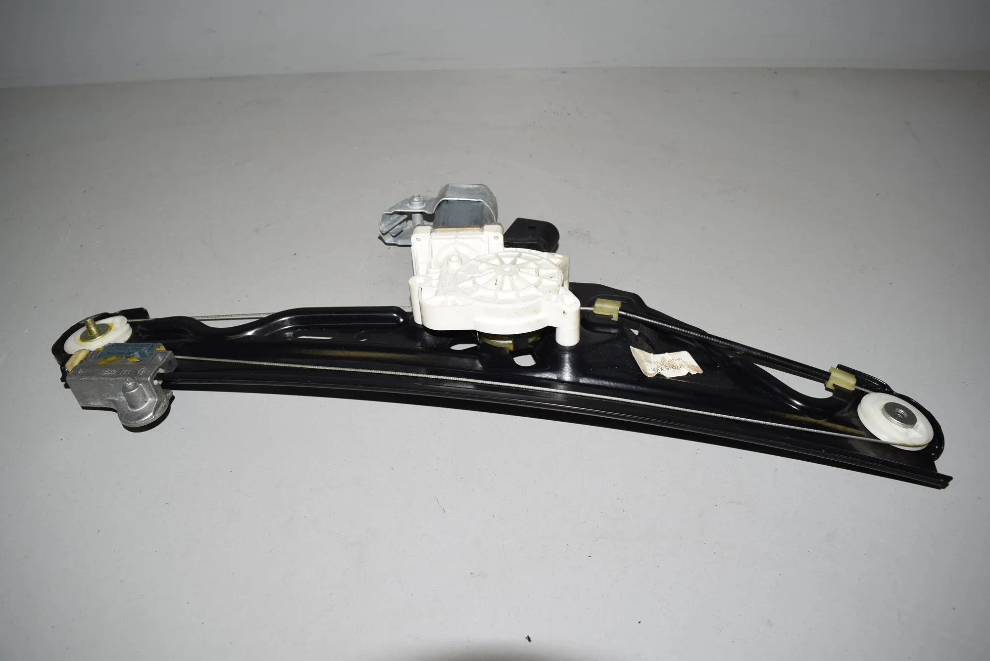 Rear Left Door Window Regulator – OEM 71847437184745 · BMW BMW 5 (E60) 2007 – 2