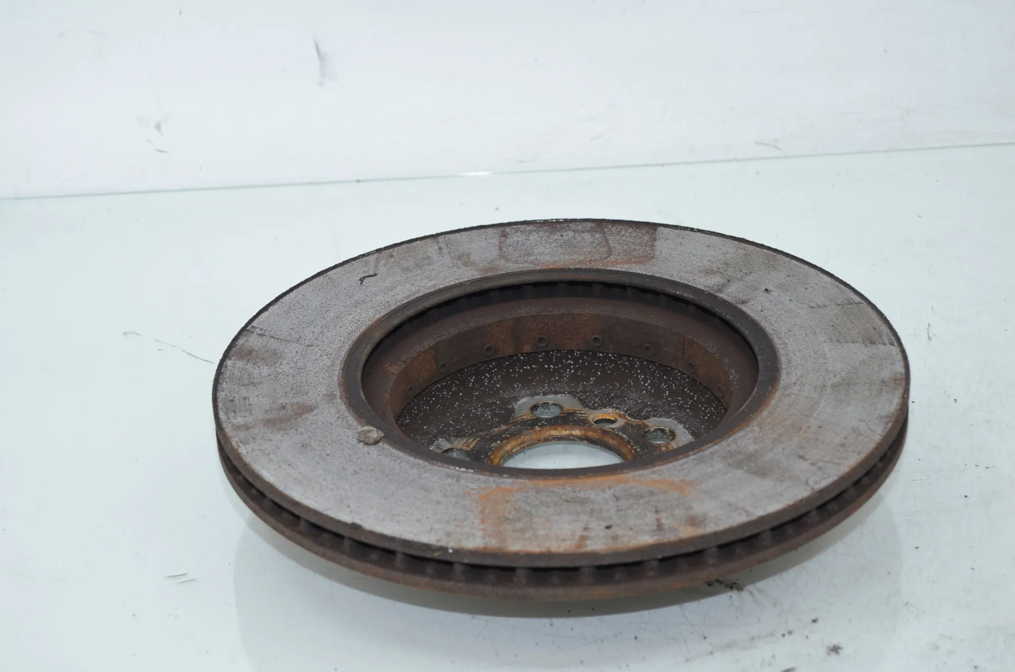 Rear Left Brake Disc – OEM 8853554 · BMW 5 (G30) (2016 - -) M 550 d xDrive 2020 – 4